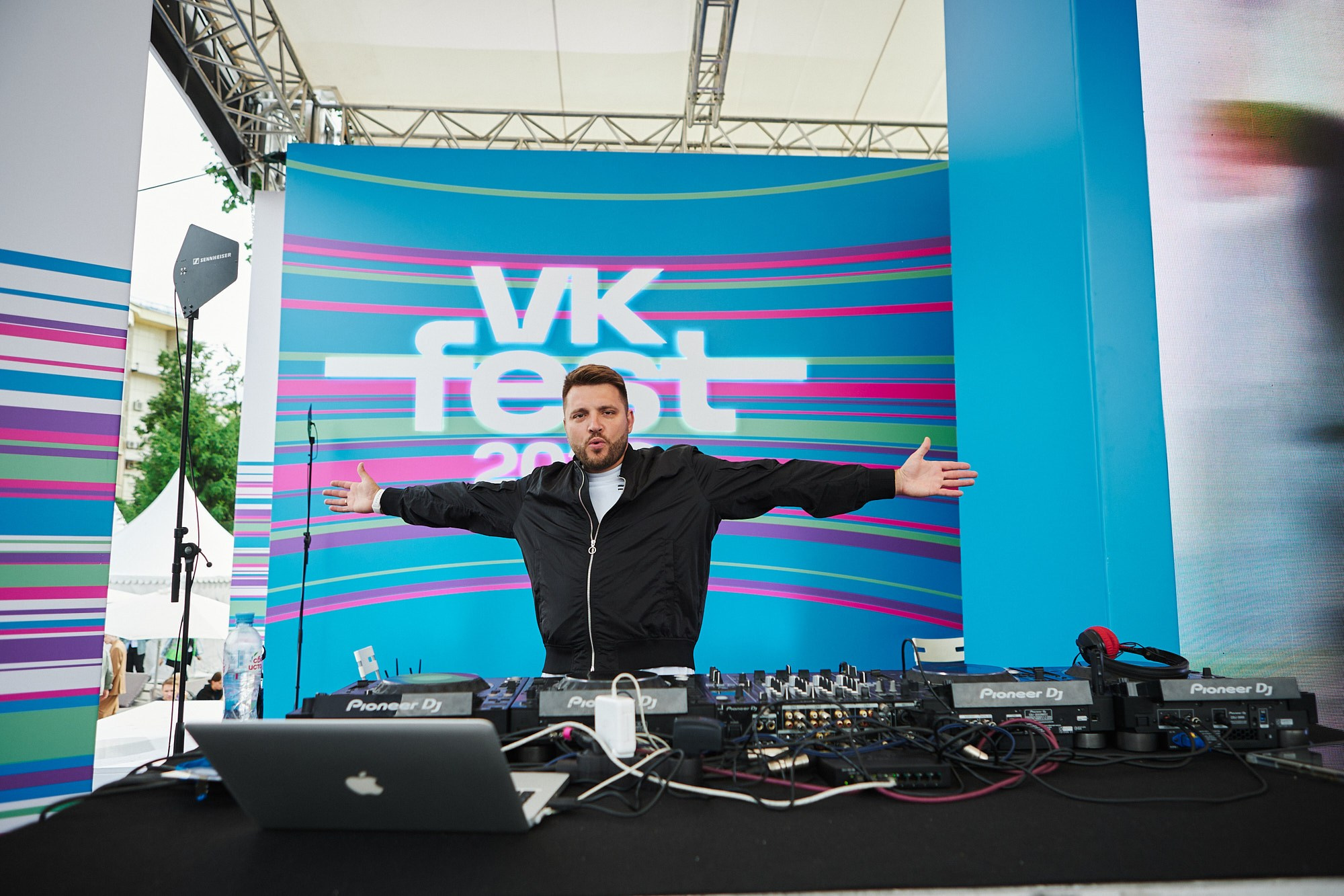 Фотограф на VK Fest — репортажная съёмка музыкального фестиваля. Репортажный фотограф в Москве — Дмитрий Тарасов | Съёмка мероприятий, концертов, корпоративов