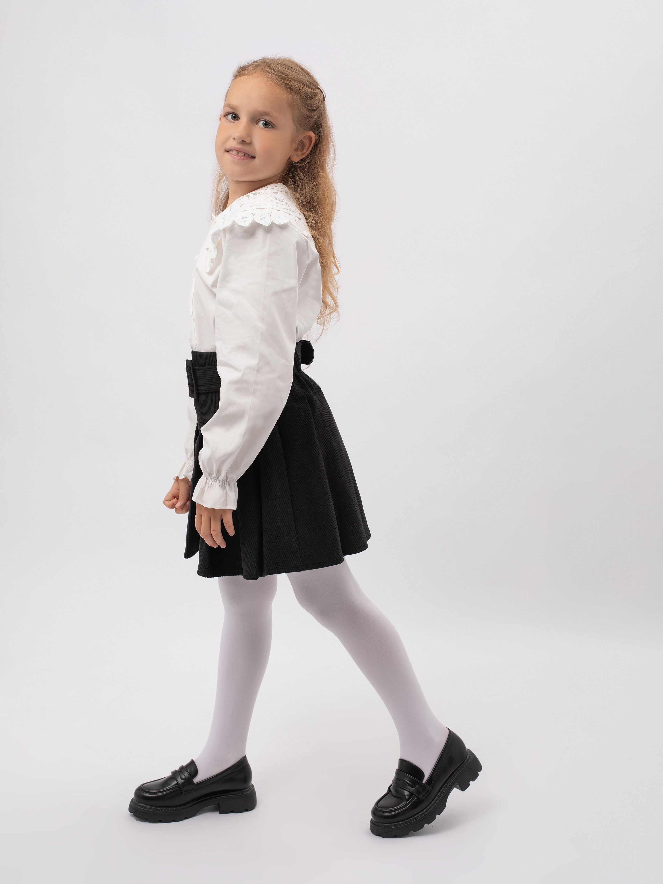 Школьная одежда. Фотостудия предметной и модельной съёмки для маркетплейсов