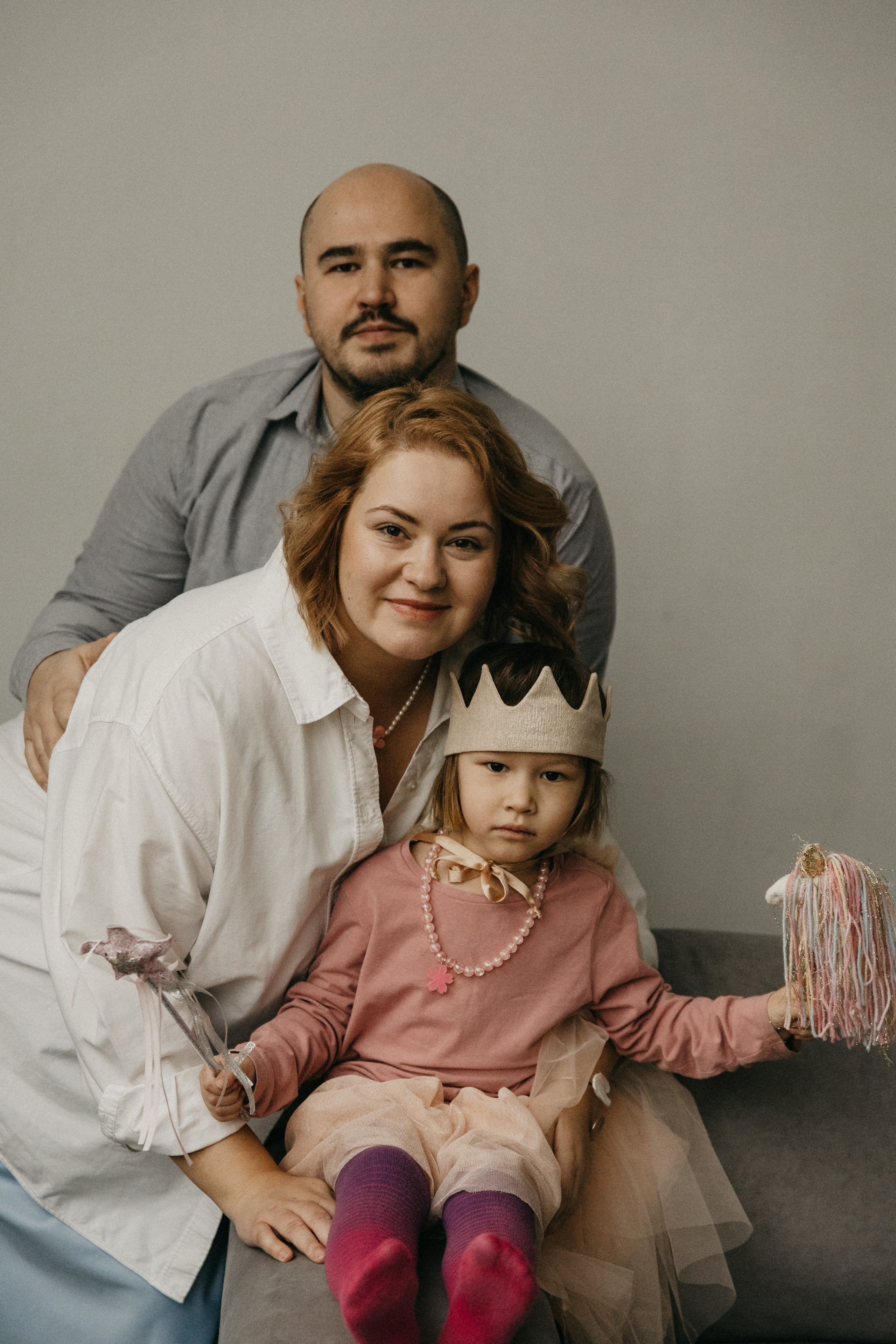 Мика, Саша, Сара. Главная