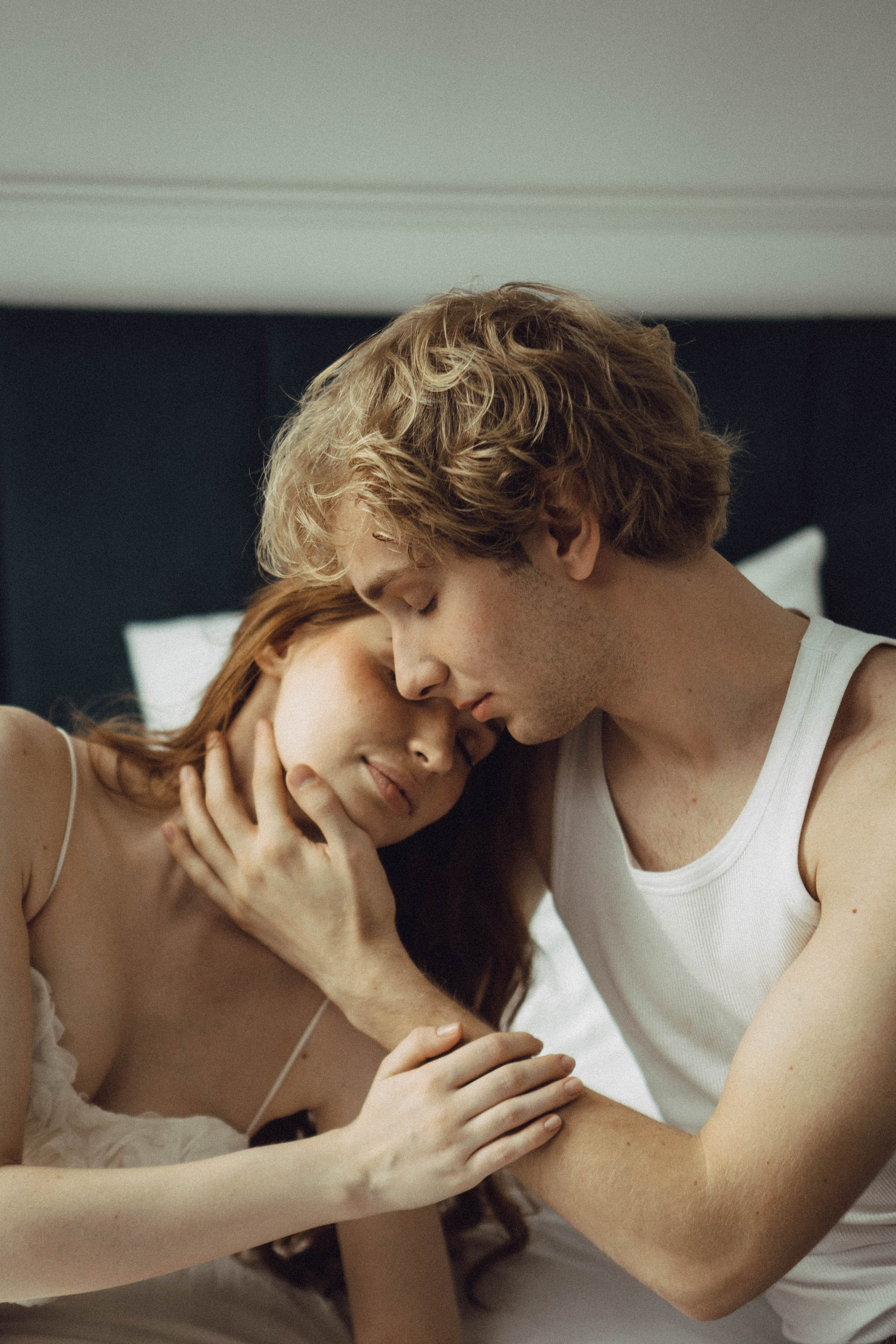 СВАДЕБНАЯ СЬЕМКА В ОТЕЛЕ. СБОРЫ ЖЕНИХА И НЕВЕСТЫ И ТАКЖЕ ТОР И ПОДГОТОВКА К ПРОГУЛКЕ. Профессиональный фотограф, Санкт-Петербург — Виктория Богомолова