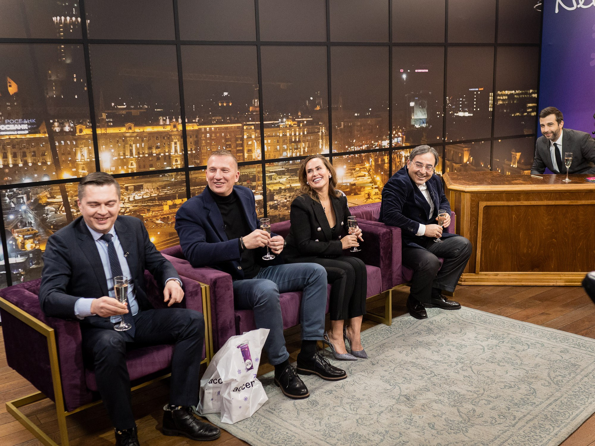 Новогоднее мероприятие Accenture Russia. Репортажный фотограф Денис Тихомиров. Москва