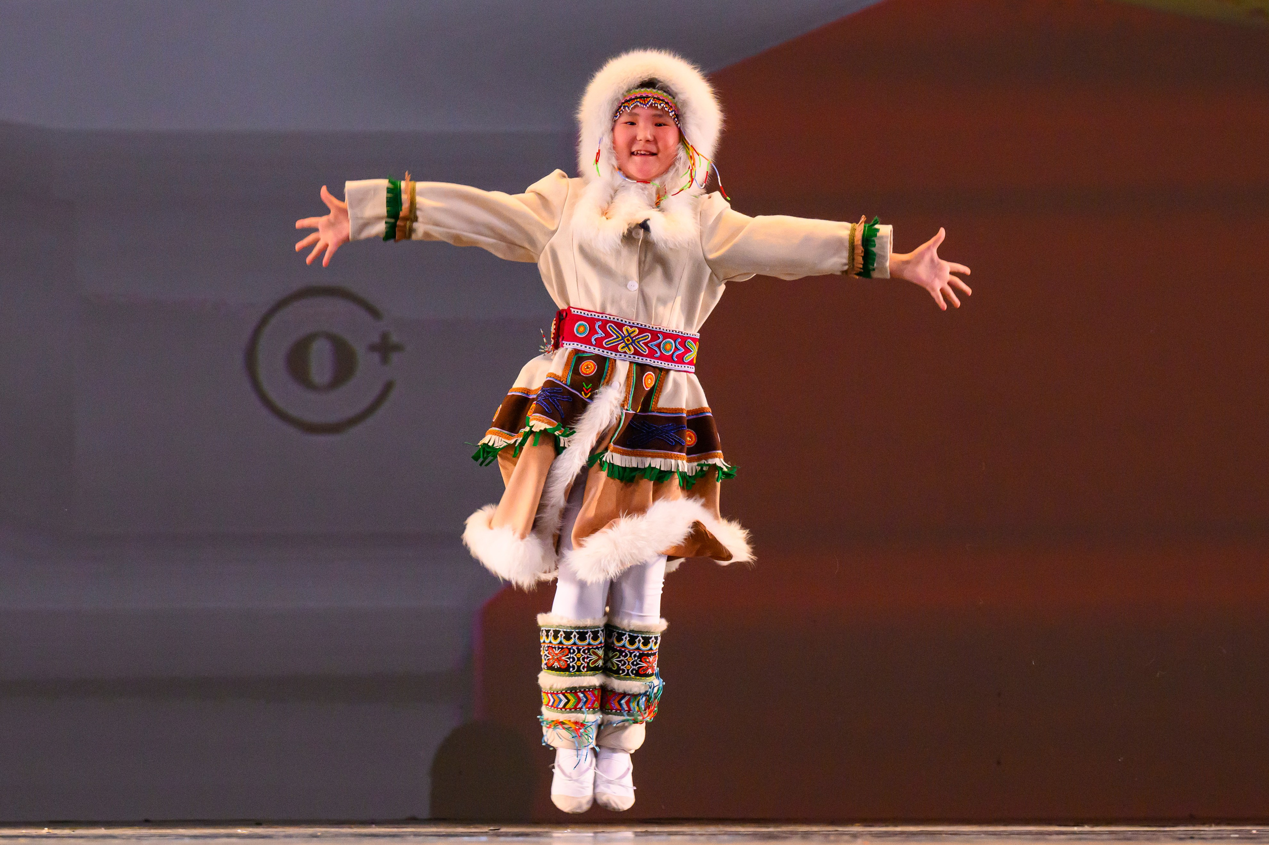 23 апреля, часть 1, БКЗ Октябрьский, г. Санкт-Петербург. Золотое яблочко