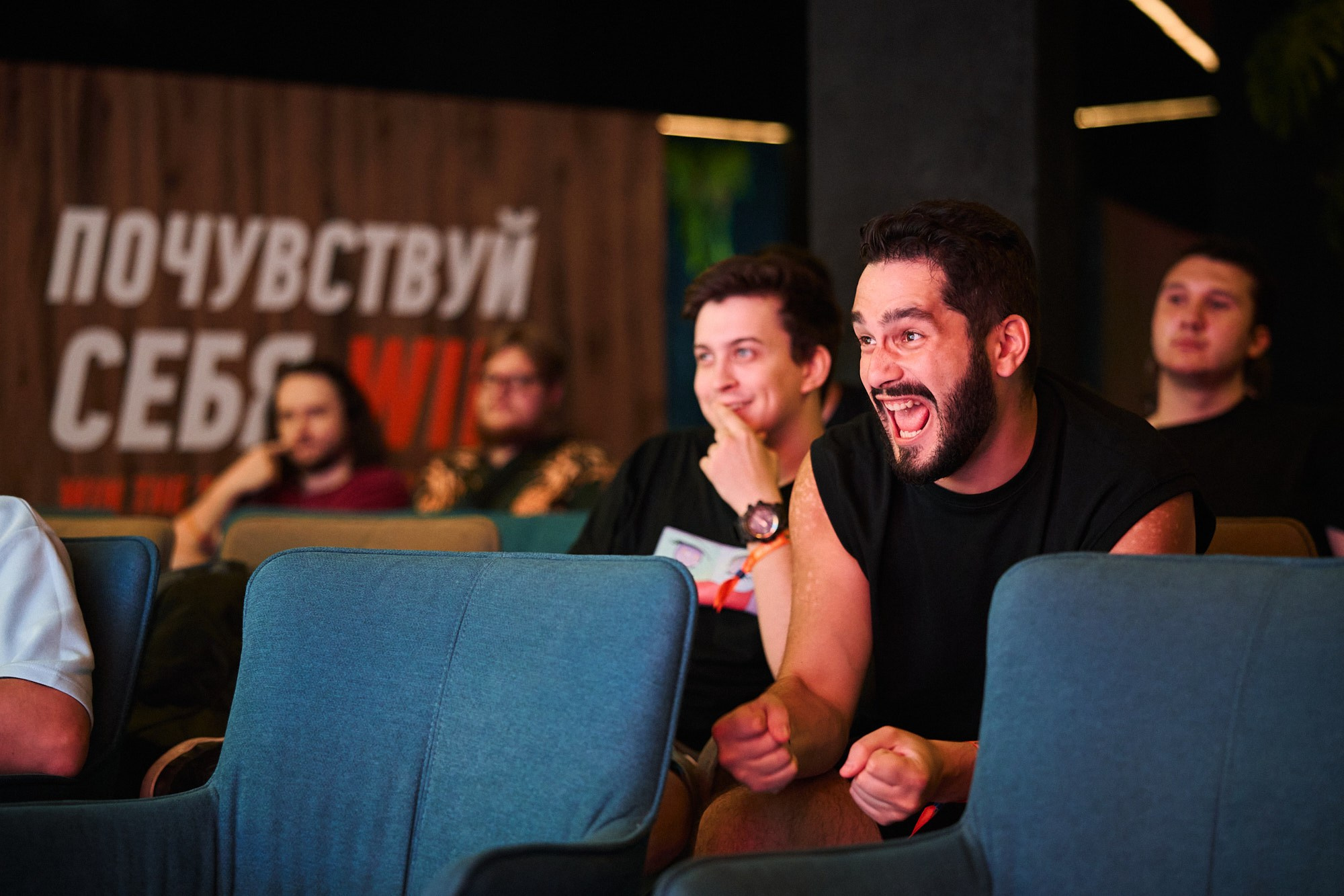 Фотограф на турнире по CS: GO — репортажная съёмка киберспортивного события в Москве. Репортажный фотограф в Москве — Дмитрий Тарасов | Съёмка мероприятий, концертов, корпоративов