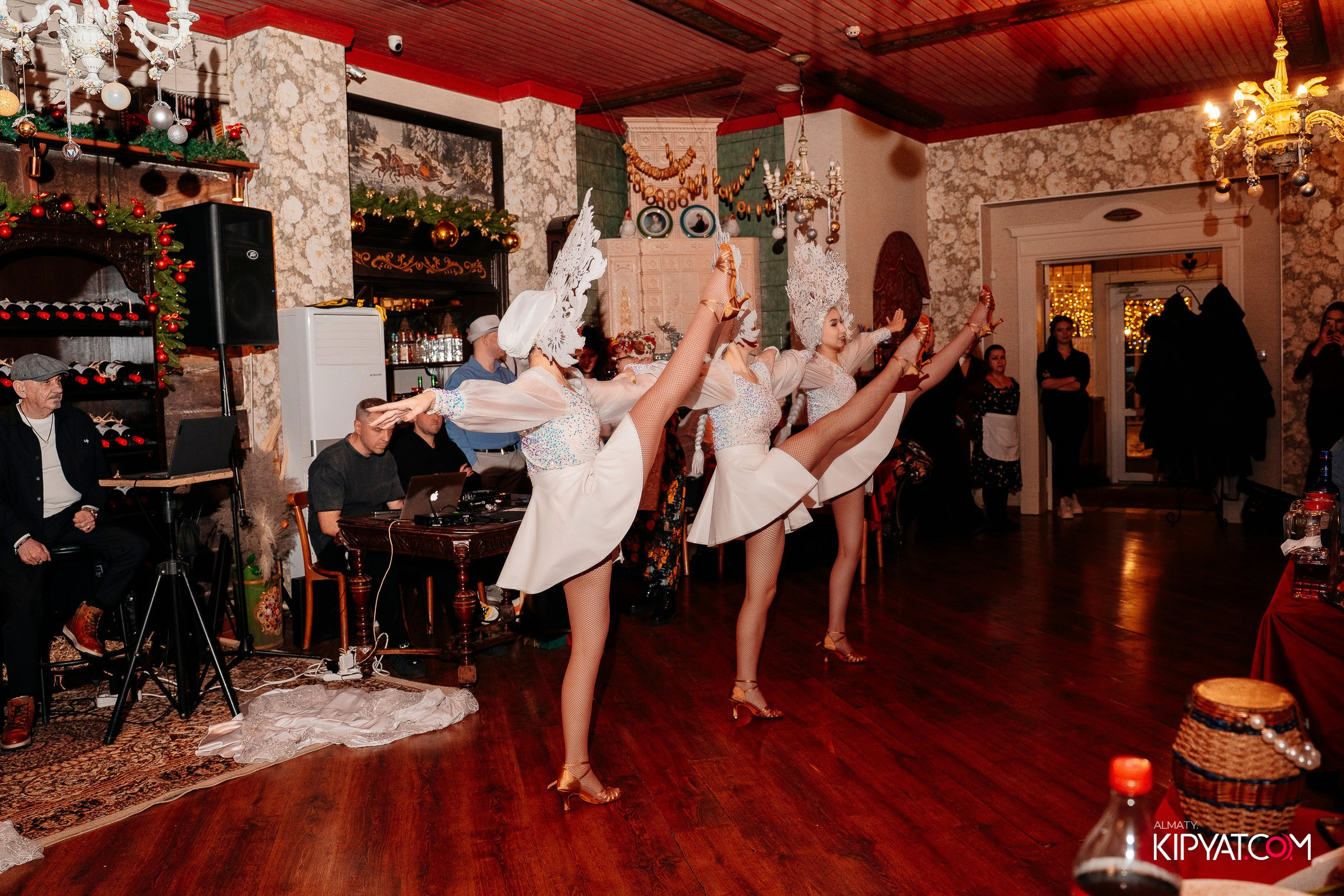 РЕСТОРАН МАРЬИНА РОЩА. КИПЯТКОМ АЛМАТЫ! Фотосъемка мероприятий в Алматы