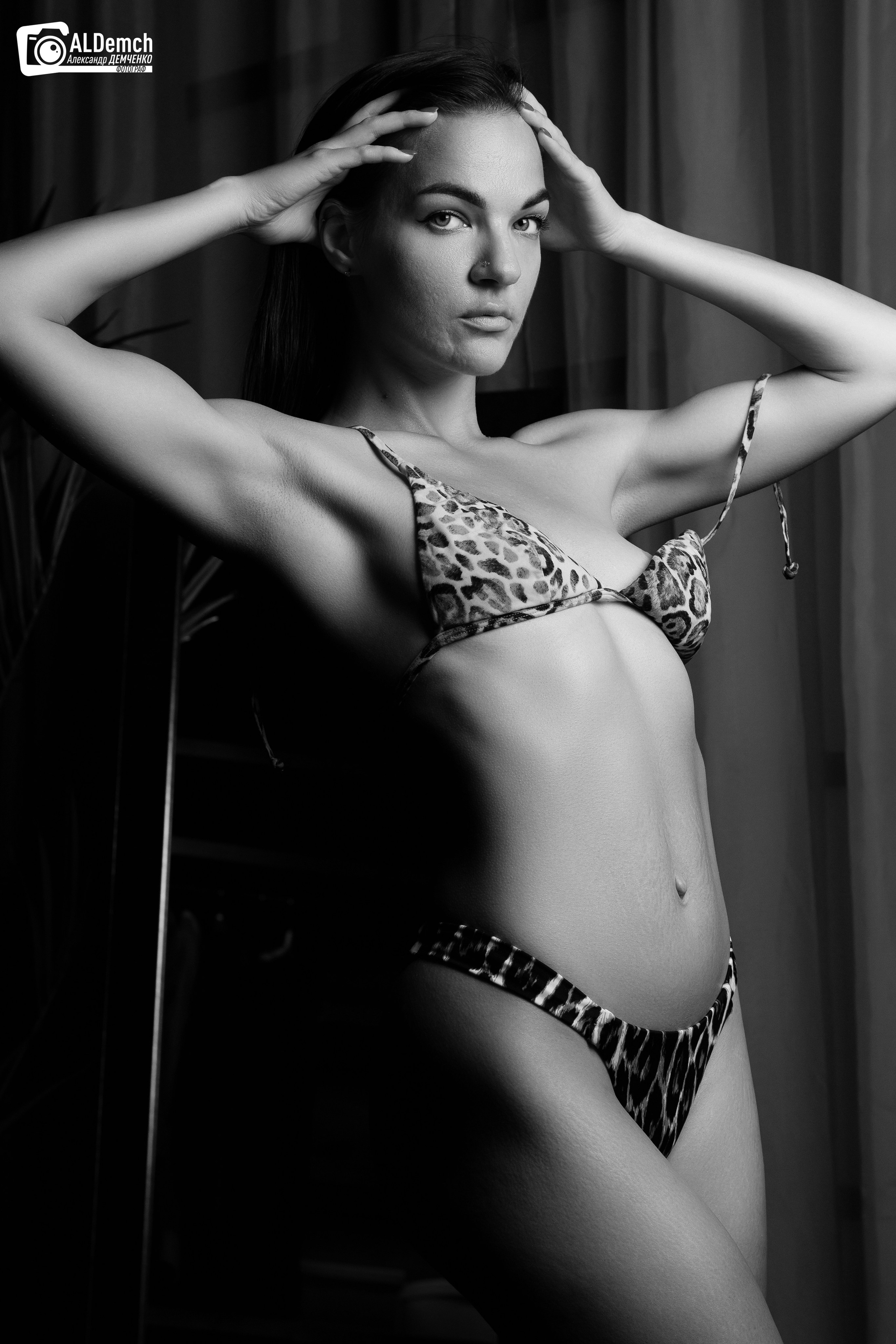 Черно-белая фотосессия в студии в Москве и Дмитрове