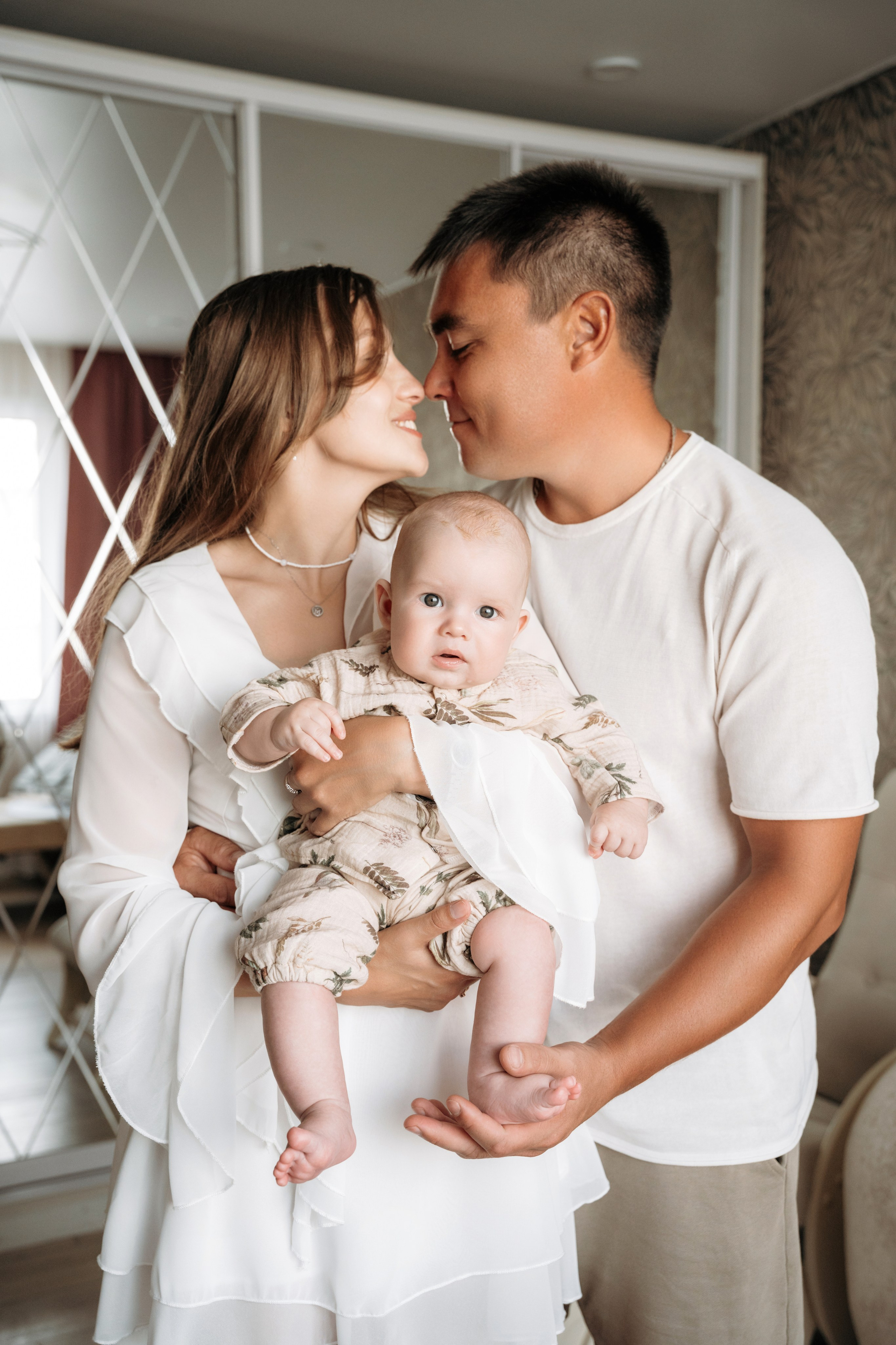 Семья дома. Семейный и свадебный фотограф в Ульяновске Арина Авдеева