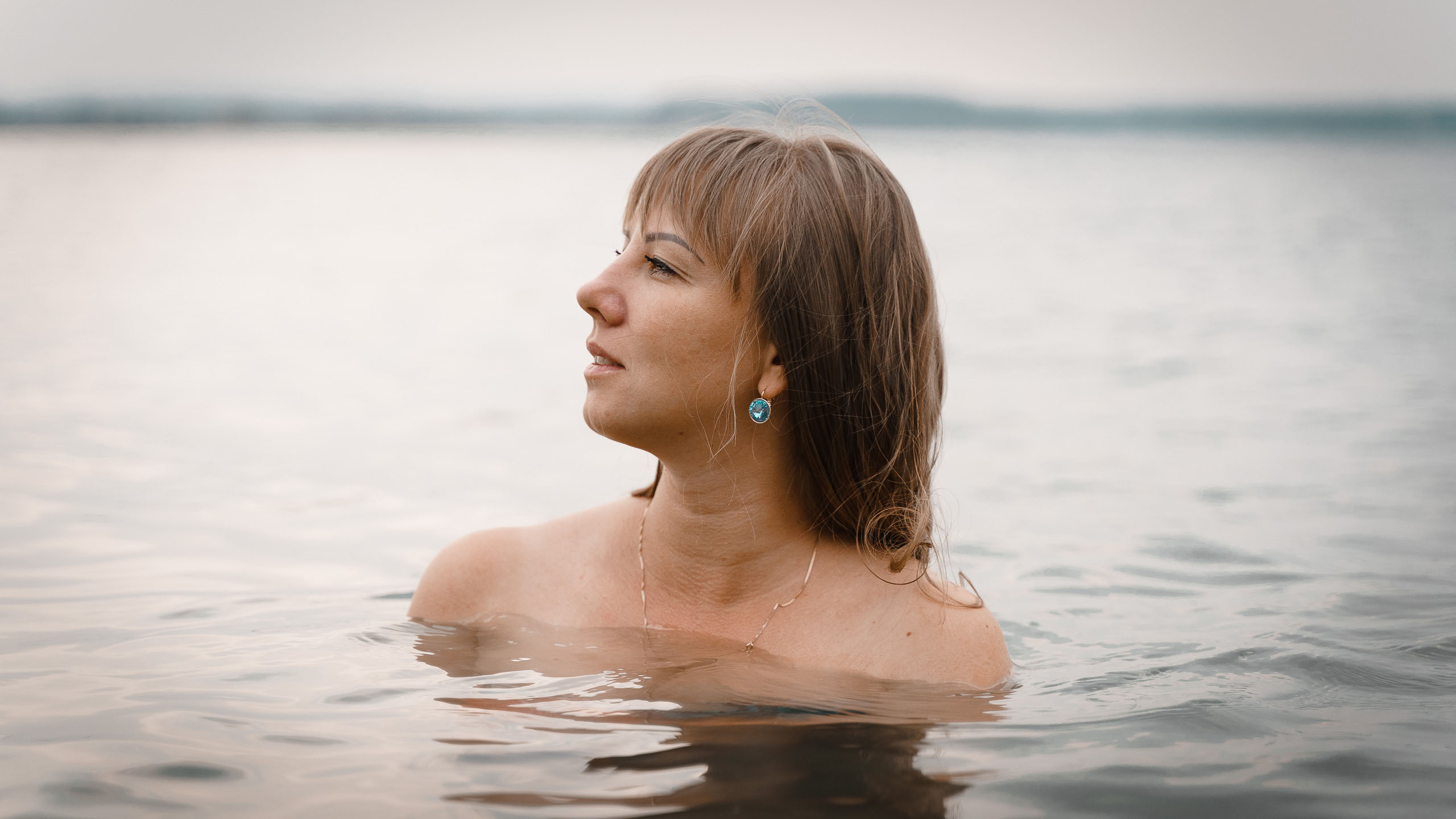 Фотосессия на берегу реки Новосибирск. Свадебный и семейный фотограф в Новосибирске Данил Коротких