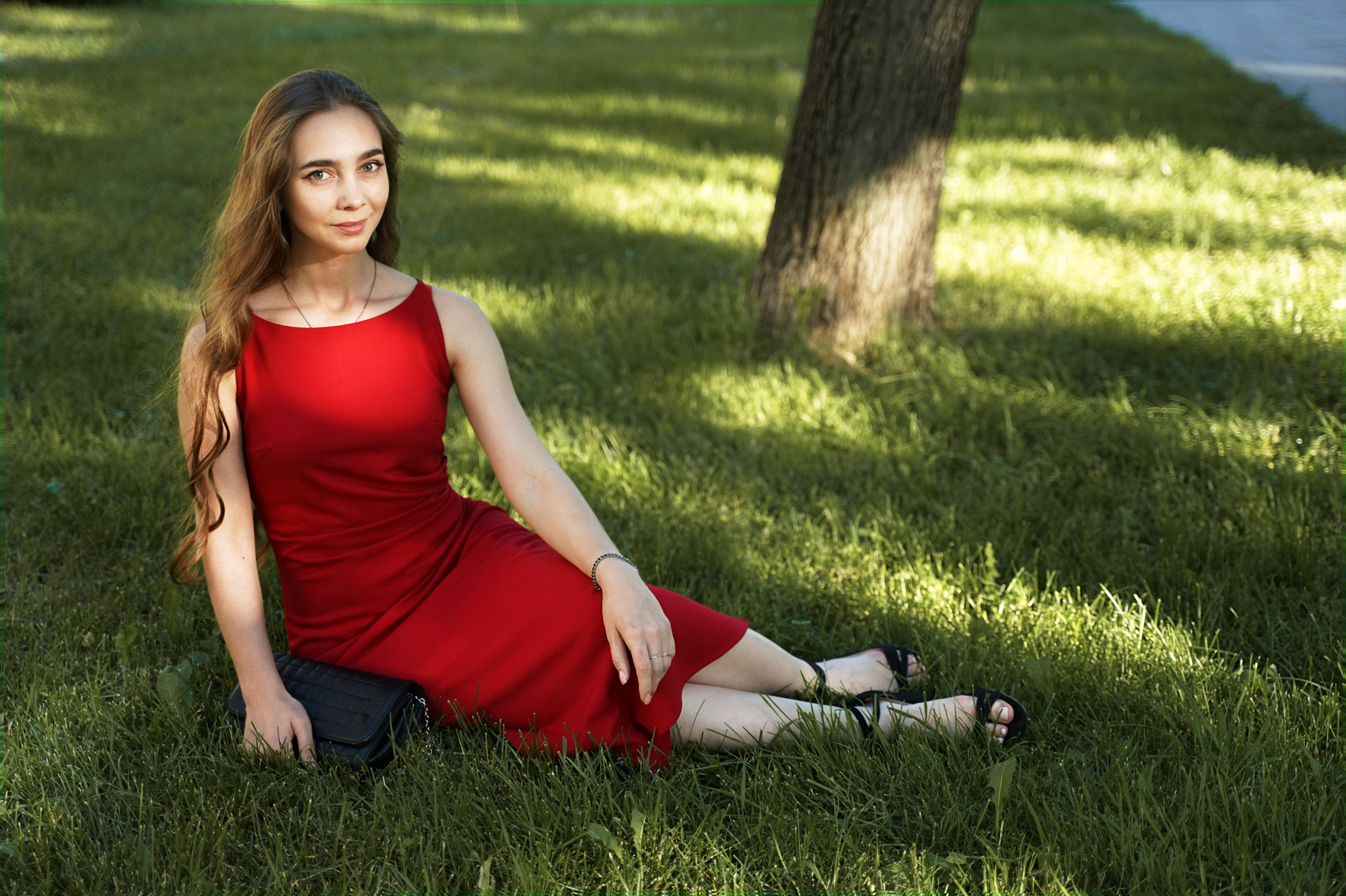 Прогулочная фотосессия в Китай городе. Свадебный и семейный фотограф в Новосибирске Данил Коротких