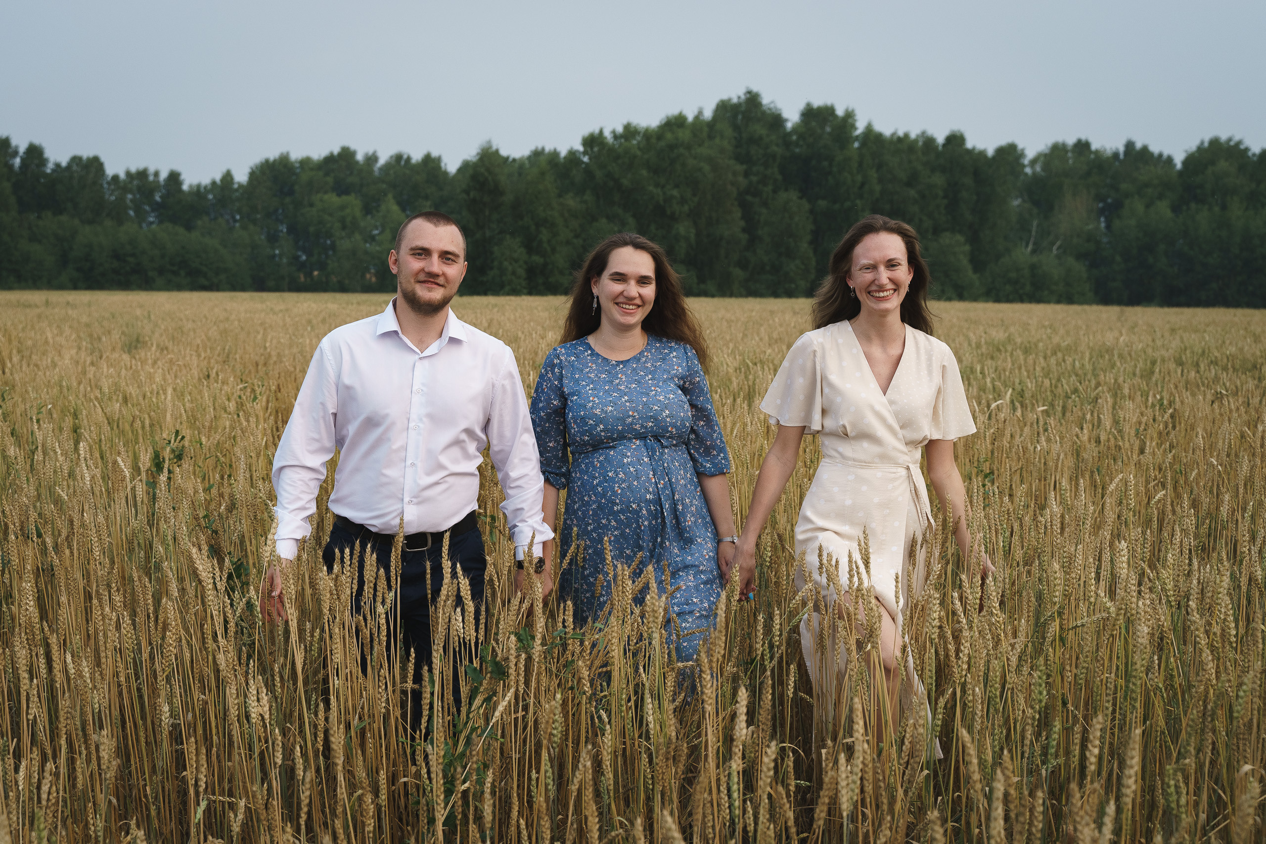Семейная фотосессия в полях Новосибирск. Свадебный и семейный фотограф в Новосибирске Данил Коротких