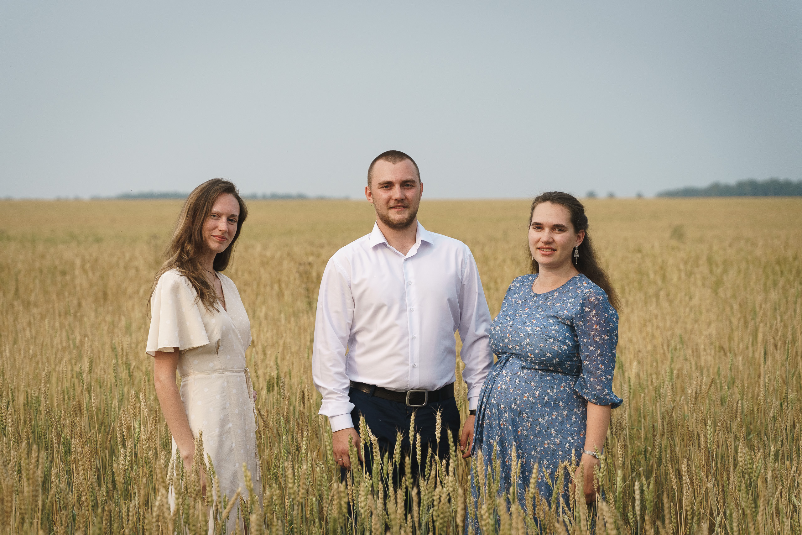 Семейная фотосессия в полях Новосибирск. Свадебный и семейный фотограф в Новосибирске Данил Коротких