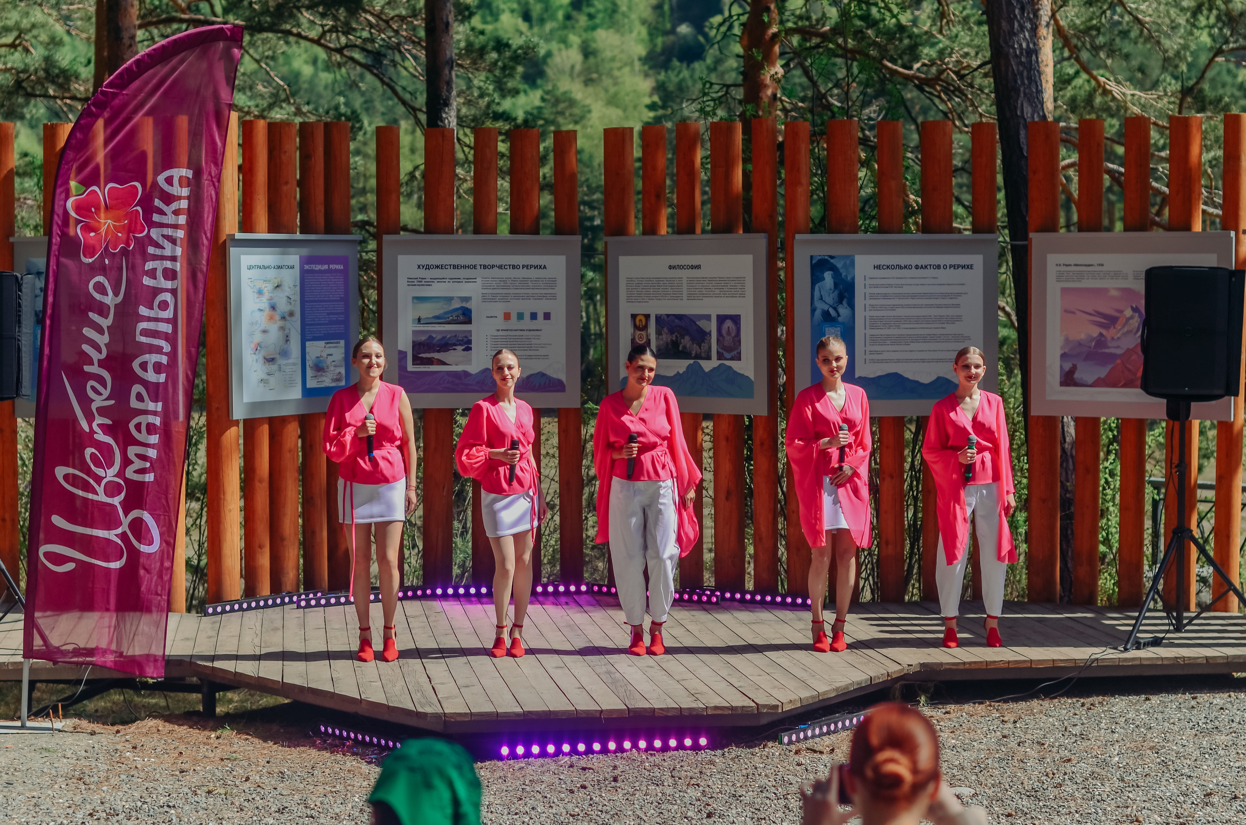 Фестиваль «Цветение Маральника на Алтае 2025». Фоторепортаж. Денисова Аля — фотограф для парных съемок и индивидуальных историй в Барнауле