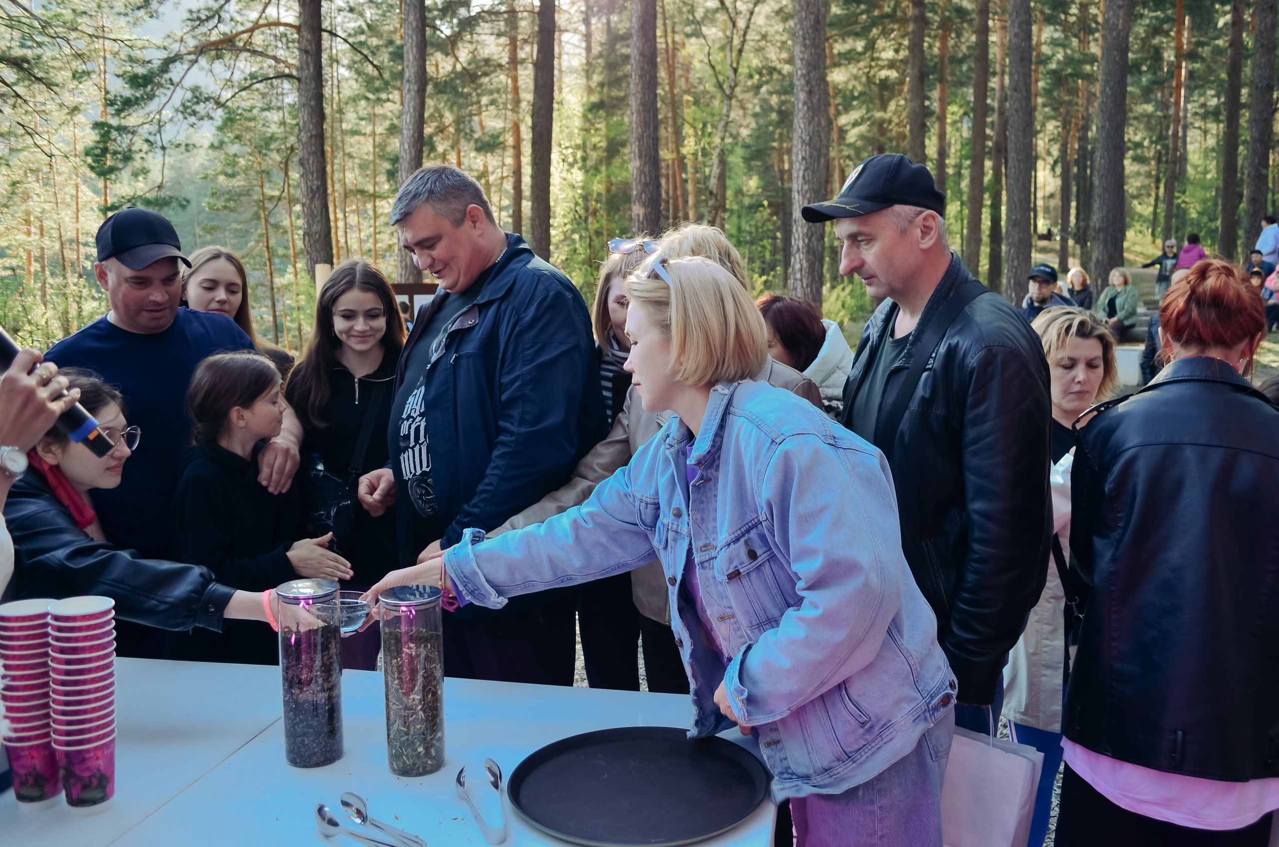 Фестиваль «Цветение Маральника на Алтае 2025». Фоторепортаж. Денисова Аля — фотограф для парных съемок и индивидуальных историй в Барнауле