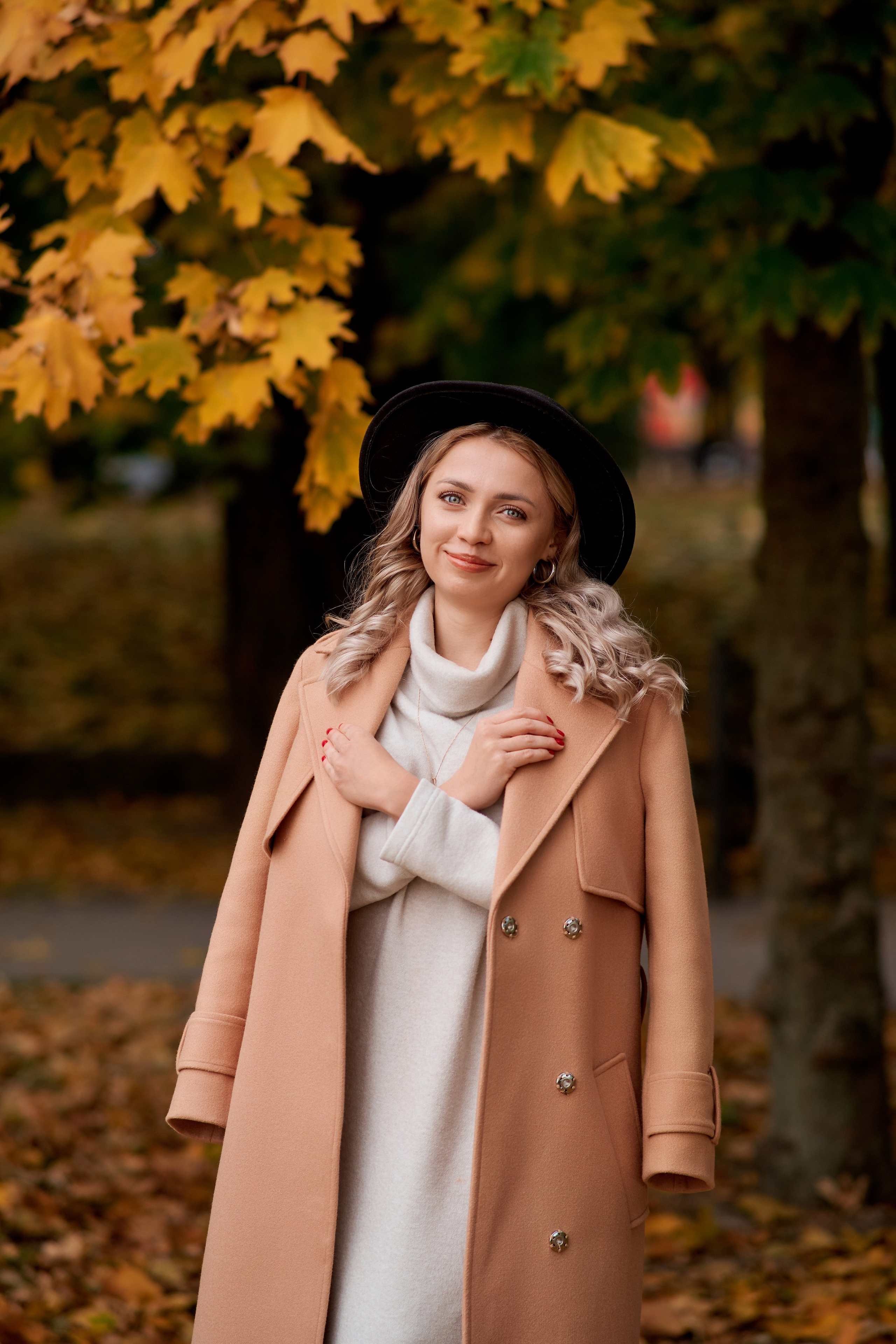 Осенняя прогулка мамы с сыном. Фотограф Таганрог Анна Трайжон