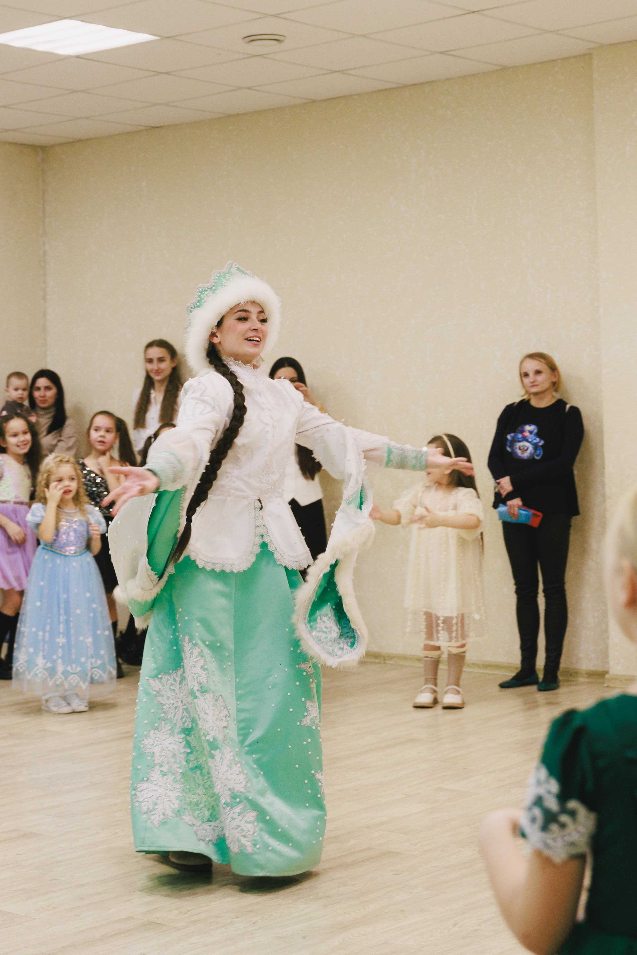 Новогодний утренник в детском танцевальном коллективе. Фотограф Воронеж, Новая Усмань Мария Бублик