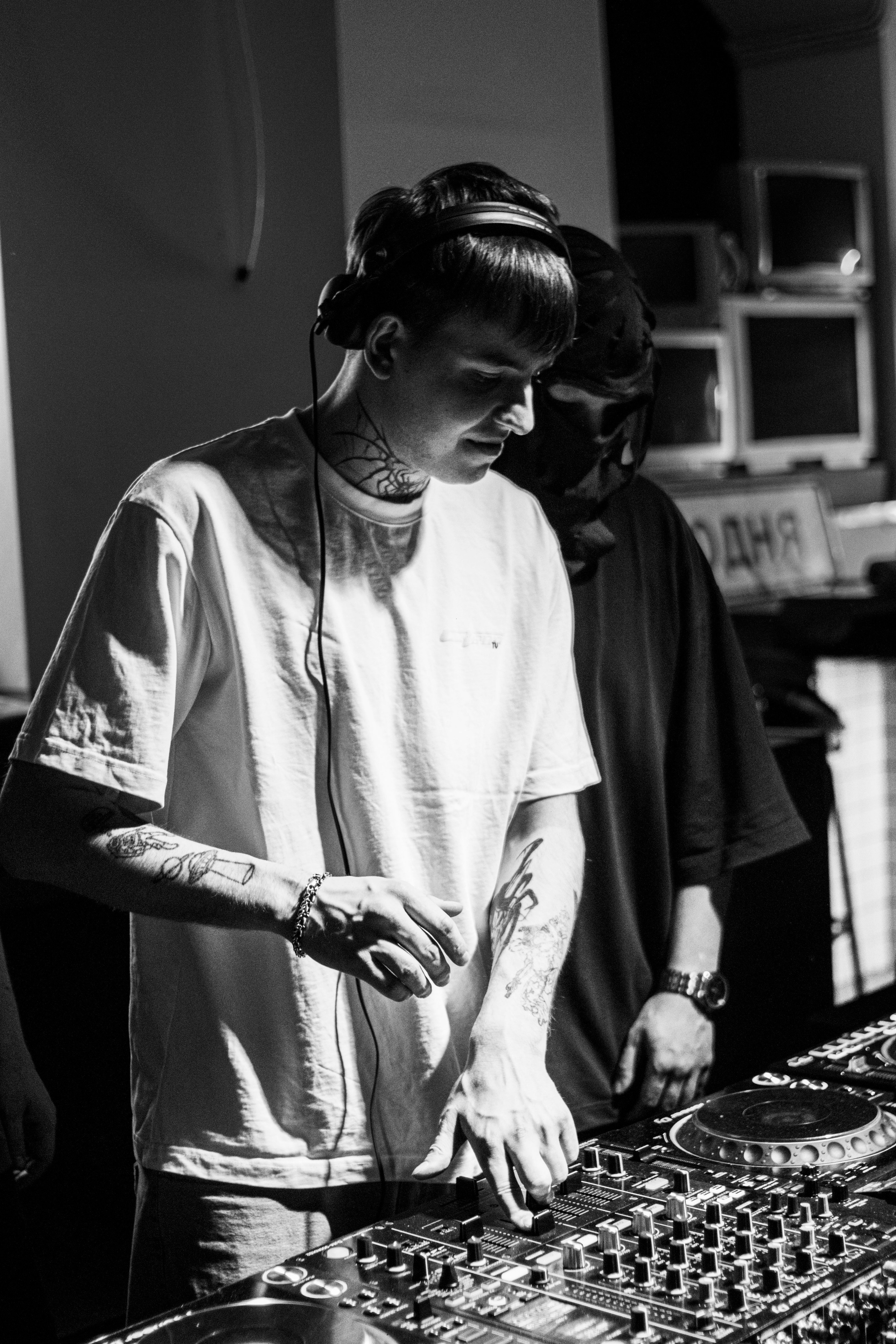 РОДНЯ. Electro_agent