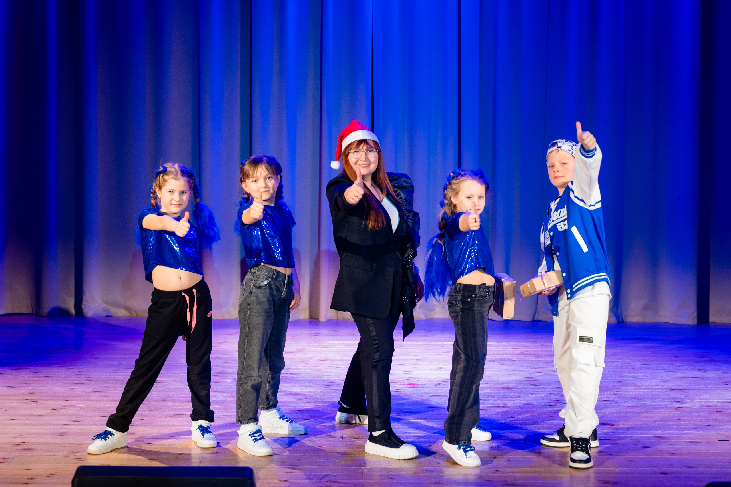 Концерт ДК Буривестник. Фотограф Никита Комаров