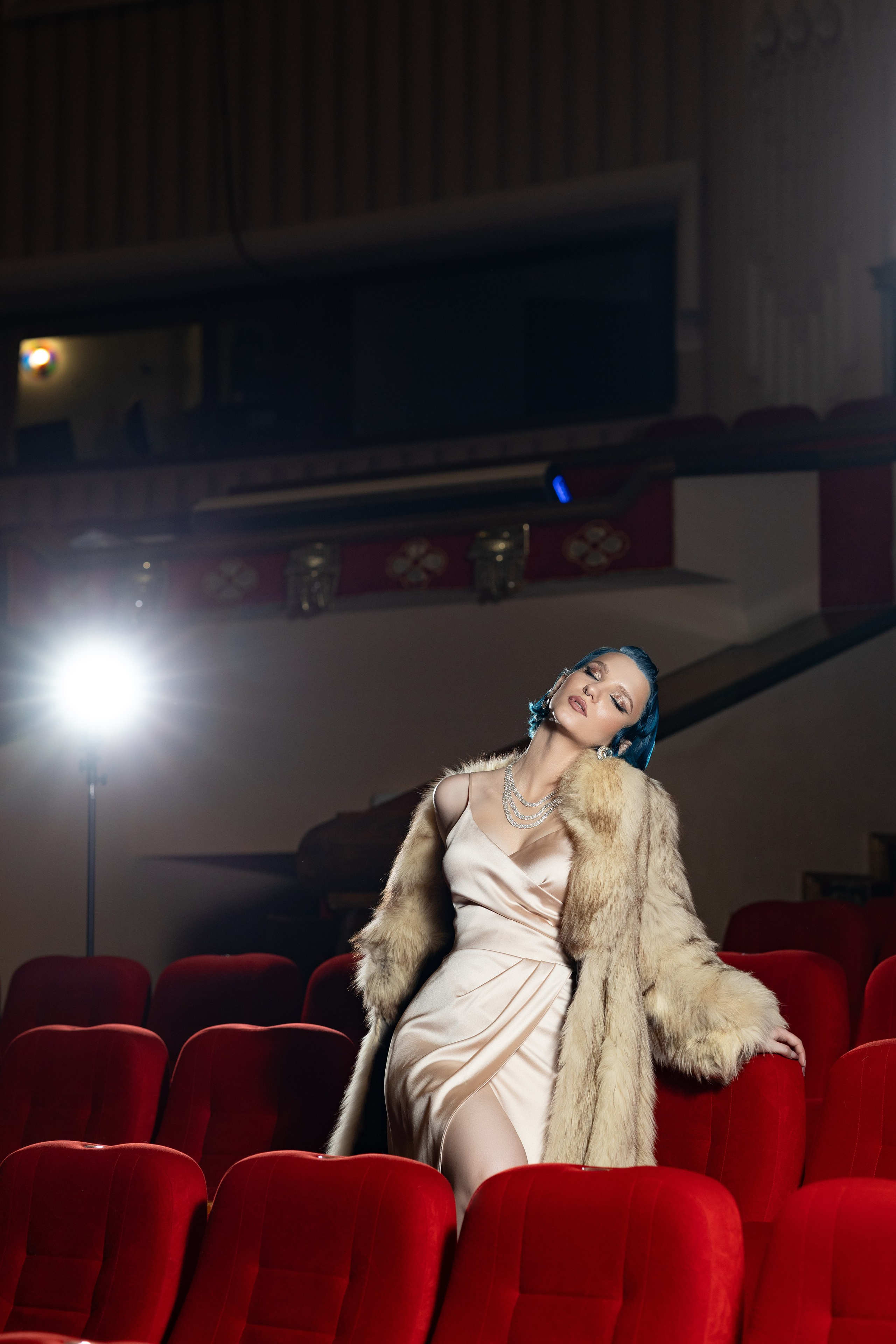 Женский портрет в студии. Фотограф Минск