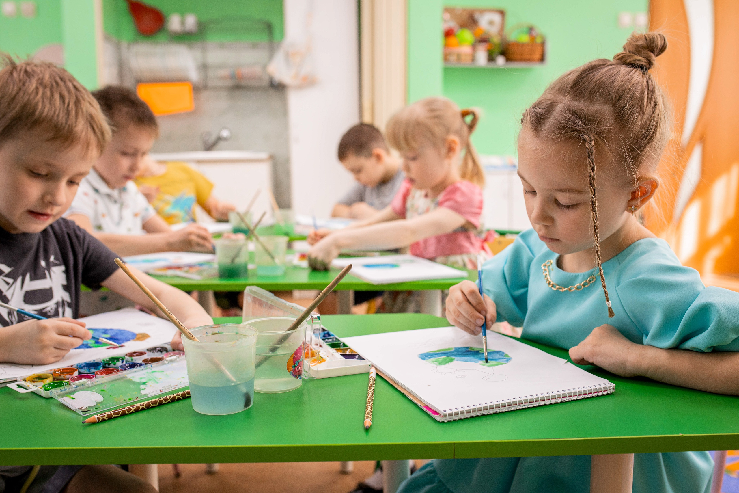 Степа, Даша и Алиса в детском саду. Семейный и детский фотограф город Тында Дарья