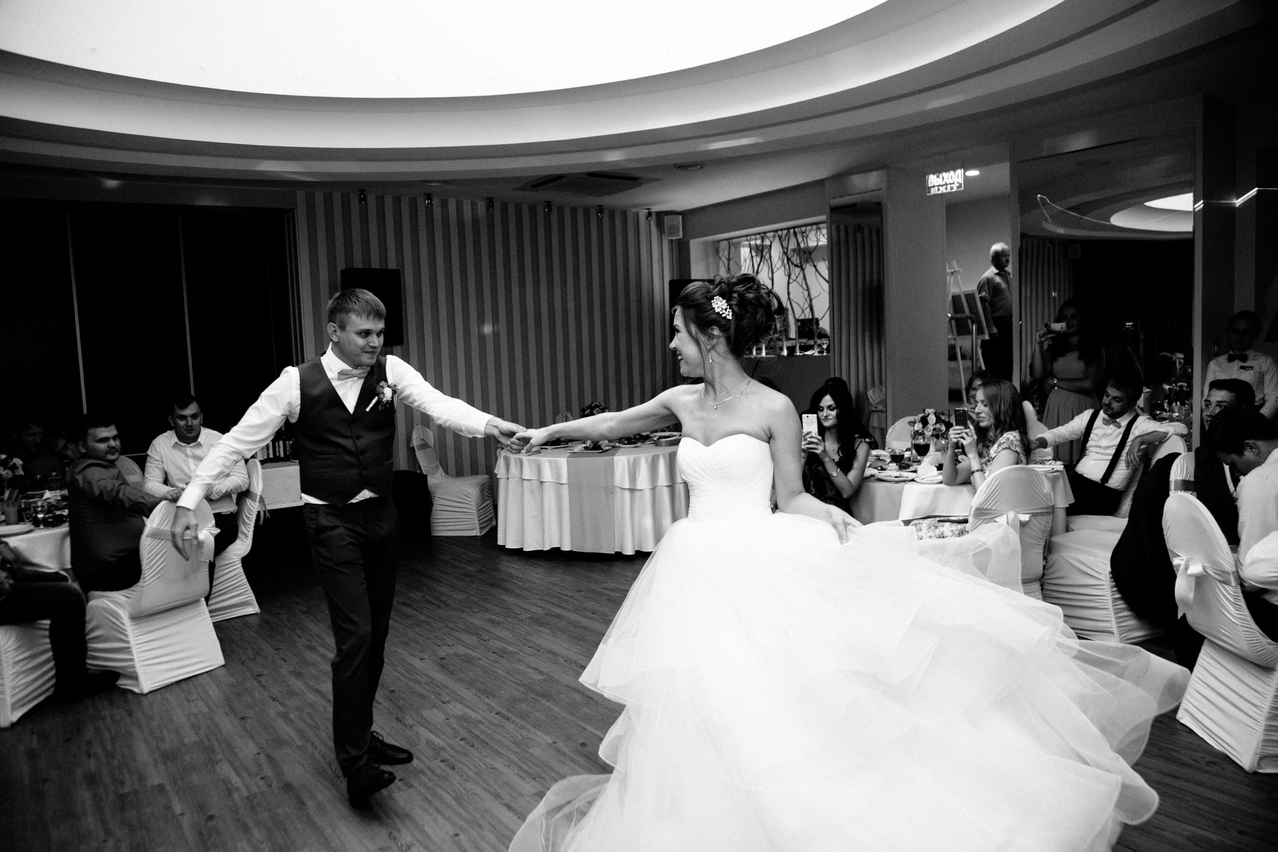 Свадебная фотосессия Кати и Лёши - это сочетание нежных,  романтичных. Свадебный и семейный фотограф Ксения Шекк Екатеринбург