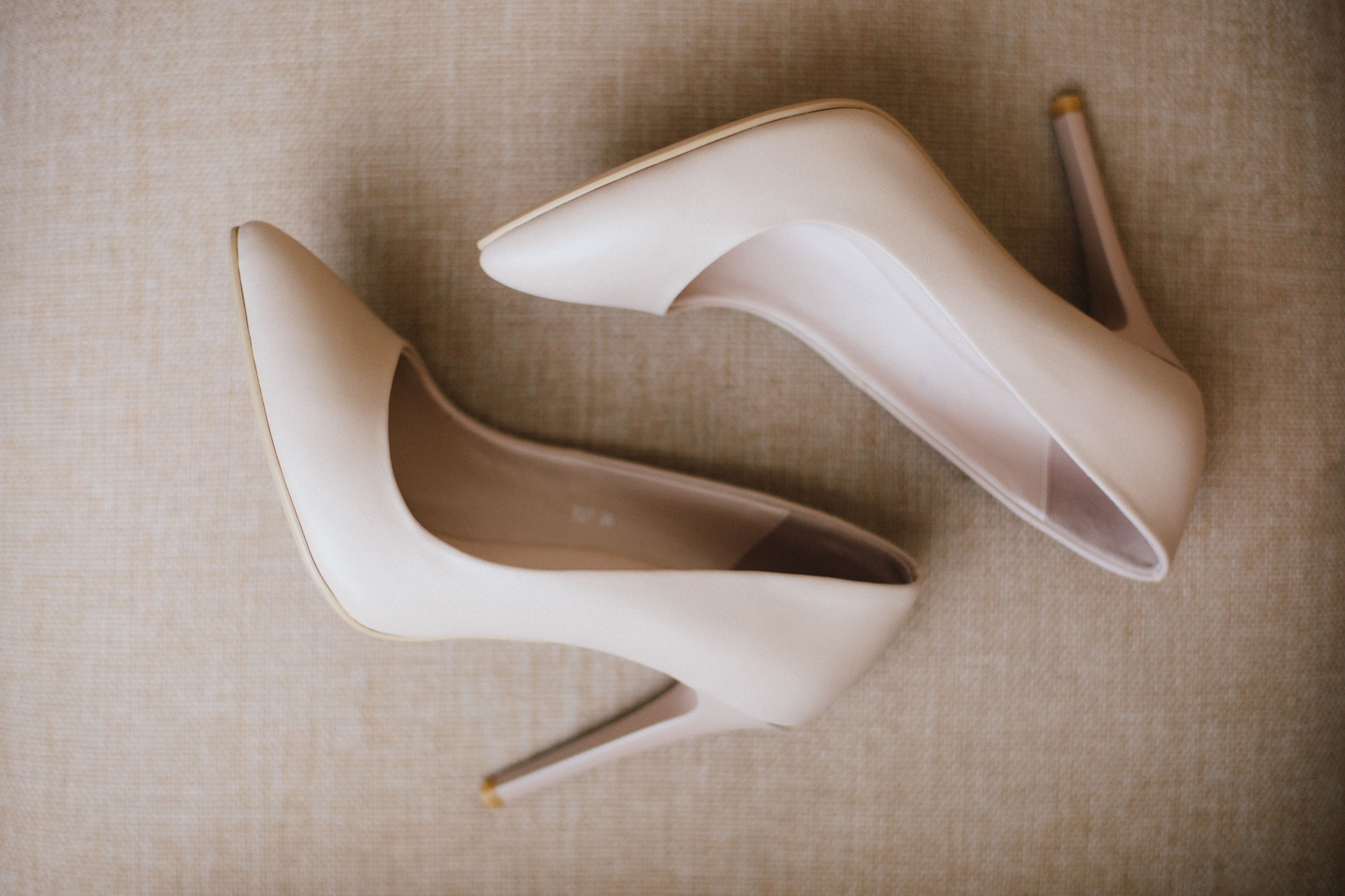 Свадебная фотосессия Кати и Лёши - это сочетание нежных,  романтичных. Свадебный и семейный фотограф Ксения Шекк Екатеринбург