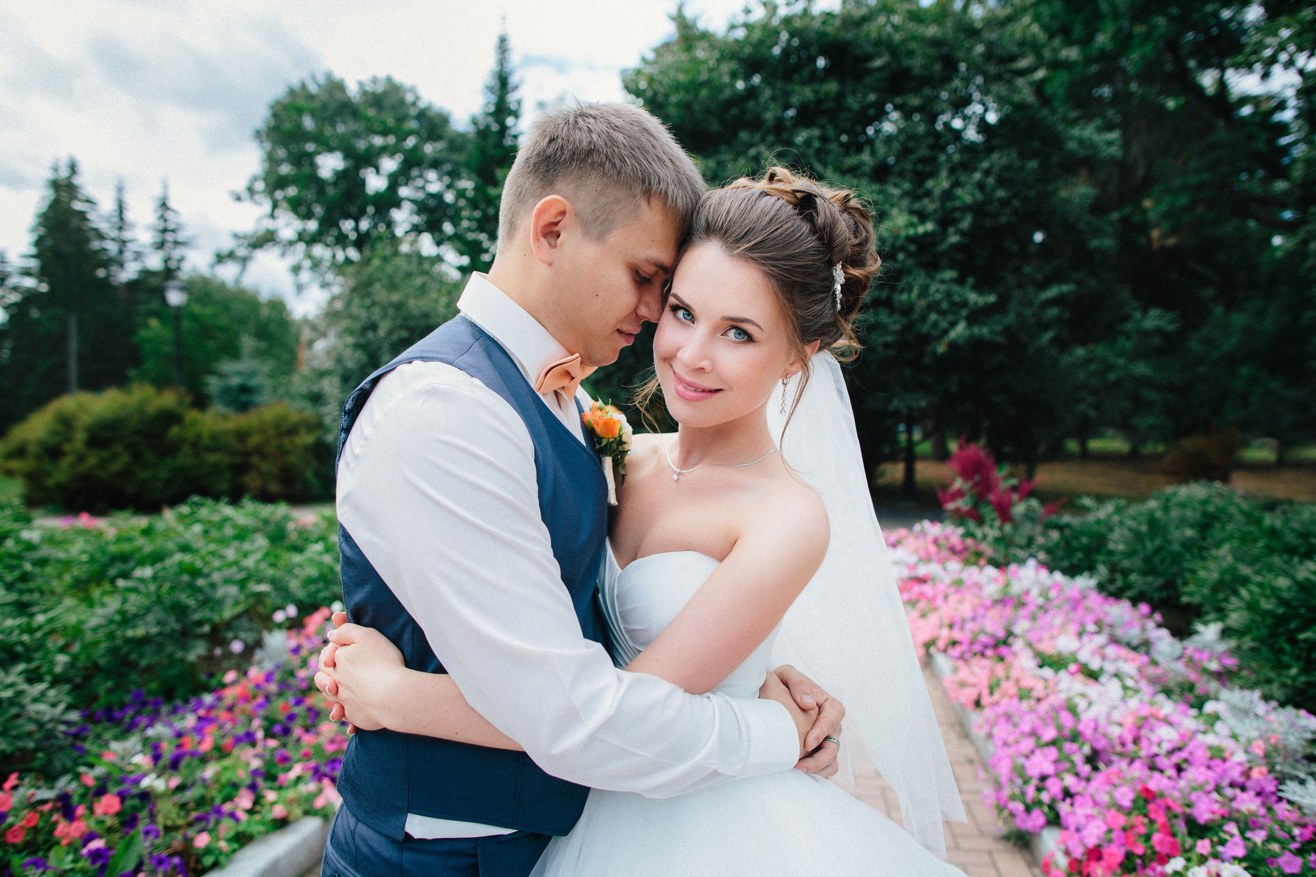 Свадебная фотосессия Кати и Лёши - это сочетание нежных,  романтичных. Свадебный и семейный фотограф Ксения Шекк Екатеринбург