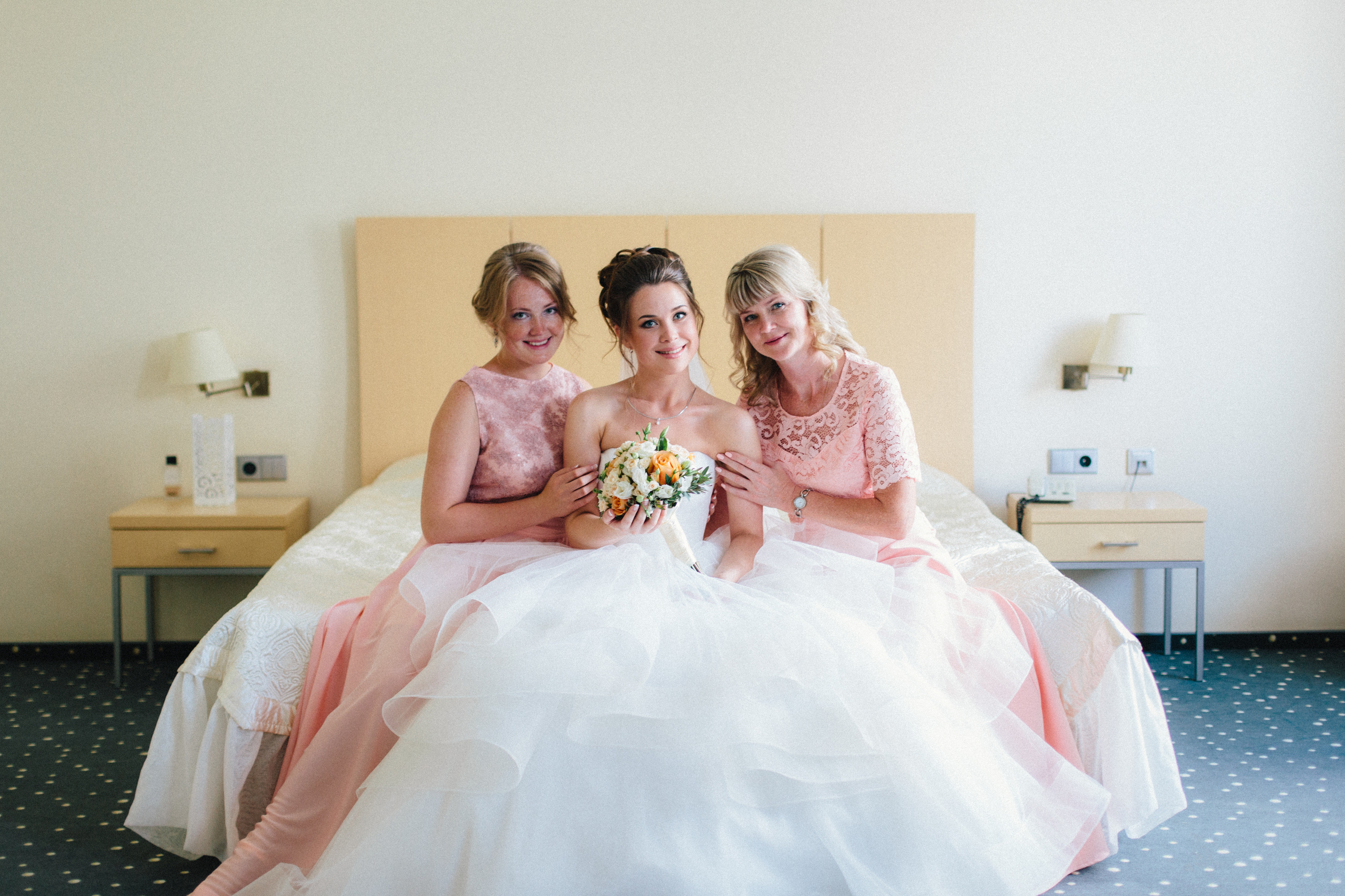 Свадебная фотосессия Кати и Лёши - это сочетание нежных,  романтичных. Свадебный и семейный фотограф Ксения Шекк Екатеринбург