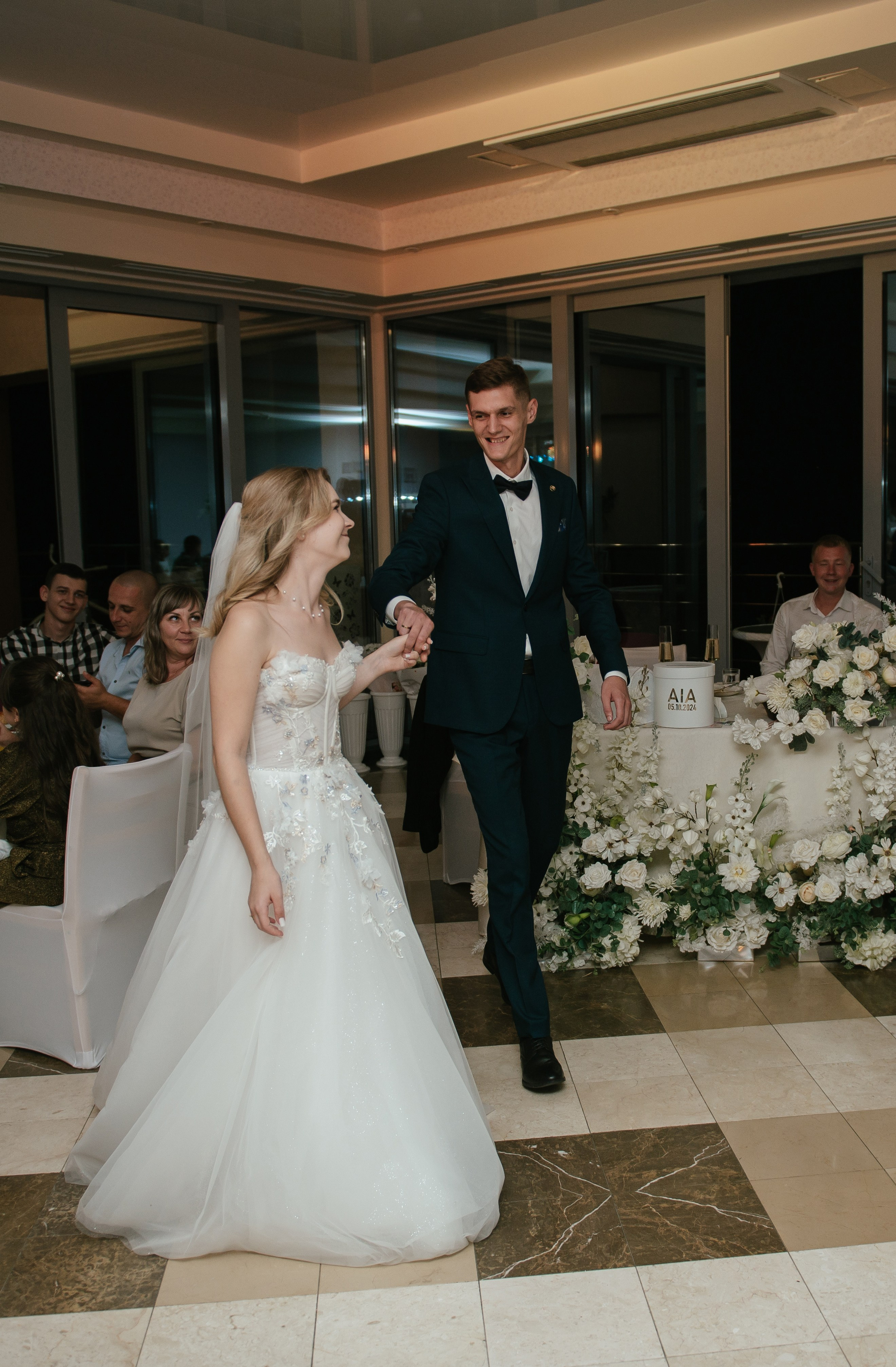 Александр и Александра. Свадебный, женский, семейный фотограф в Севастополе Юлия Мошенко