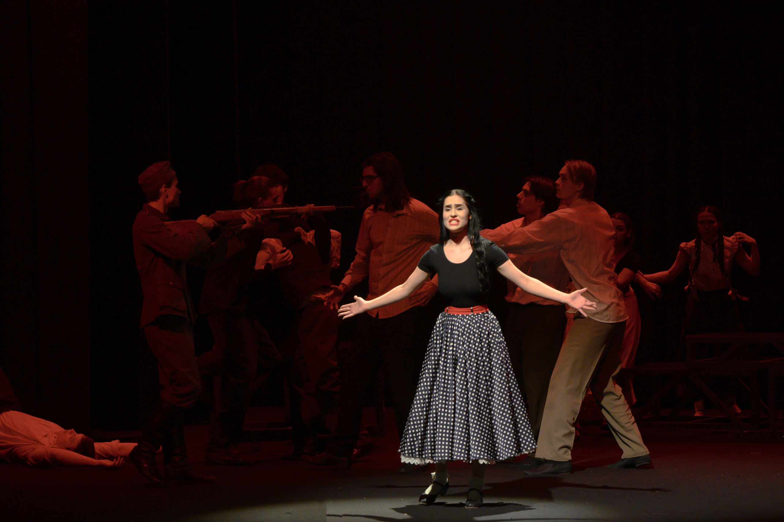 Молодая гвардия. Фотоуслуги, услуги фотографа, фотографирование важных событий