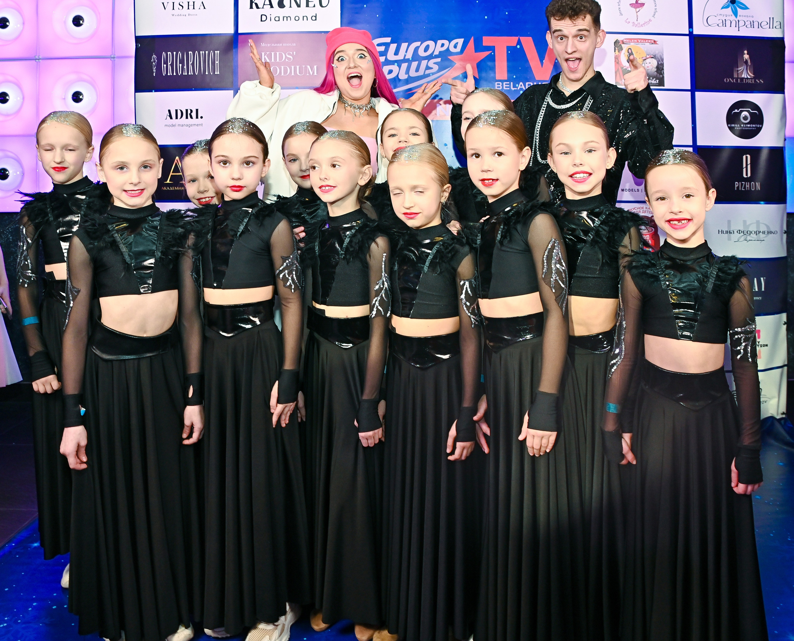 Большая новогодняя тусовка. Фотоуслуги, услуги фотографа, фотографирование важных событий