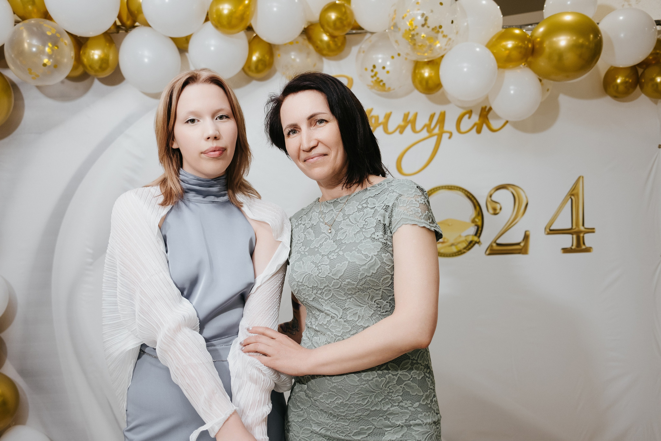 Выпускной 11 класс школы № 30. Свадебный и репортажной фотограф Денис Ожигин в Краснодаре и Краснодарском крае