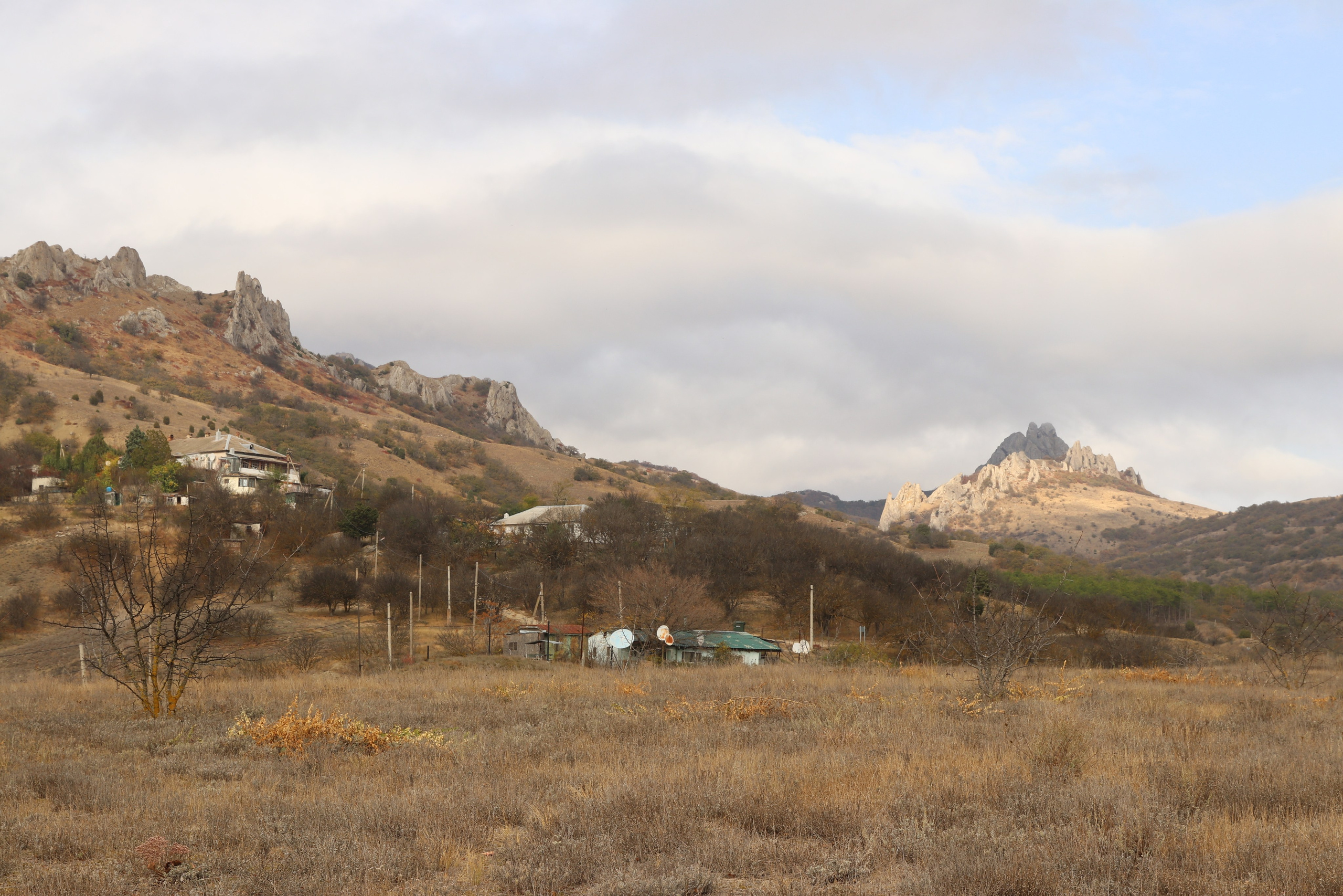 Крым. ЮБК (Гурзуф, Судак и их окрестности). Ноябрь 2023. Путешественник-фотограф из Санкт-Петербурга Татьяна Свистулина