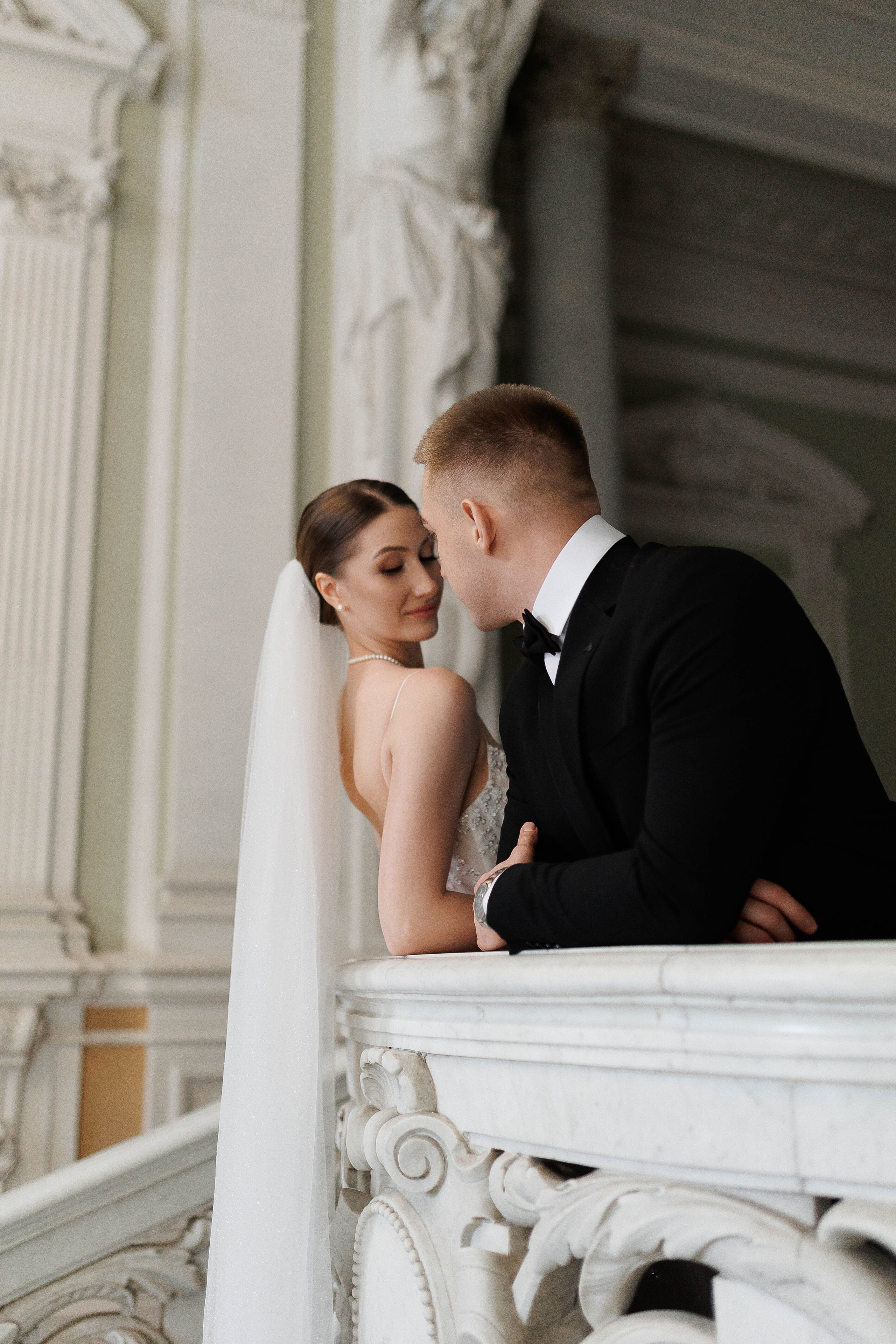 ···. Свадебный фотограф в Санкт-Петербурге Александра Чукавина