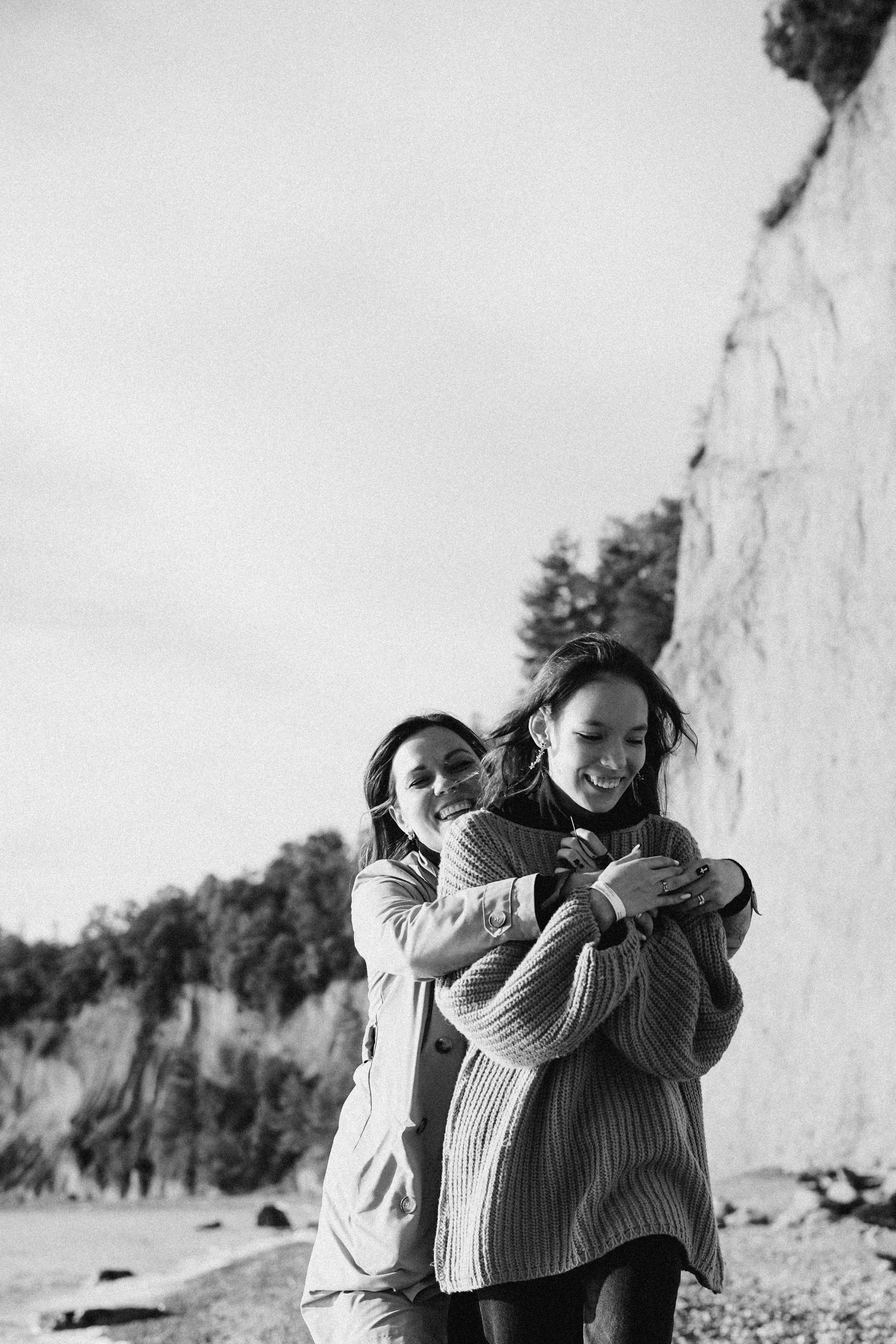 Настя с дочерью Дашей в Мюссере, Абхазия. Фотограф в Сочи и Абхазии | Фототуры | September Air