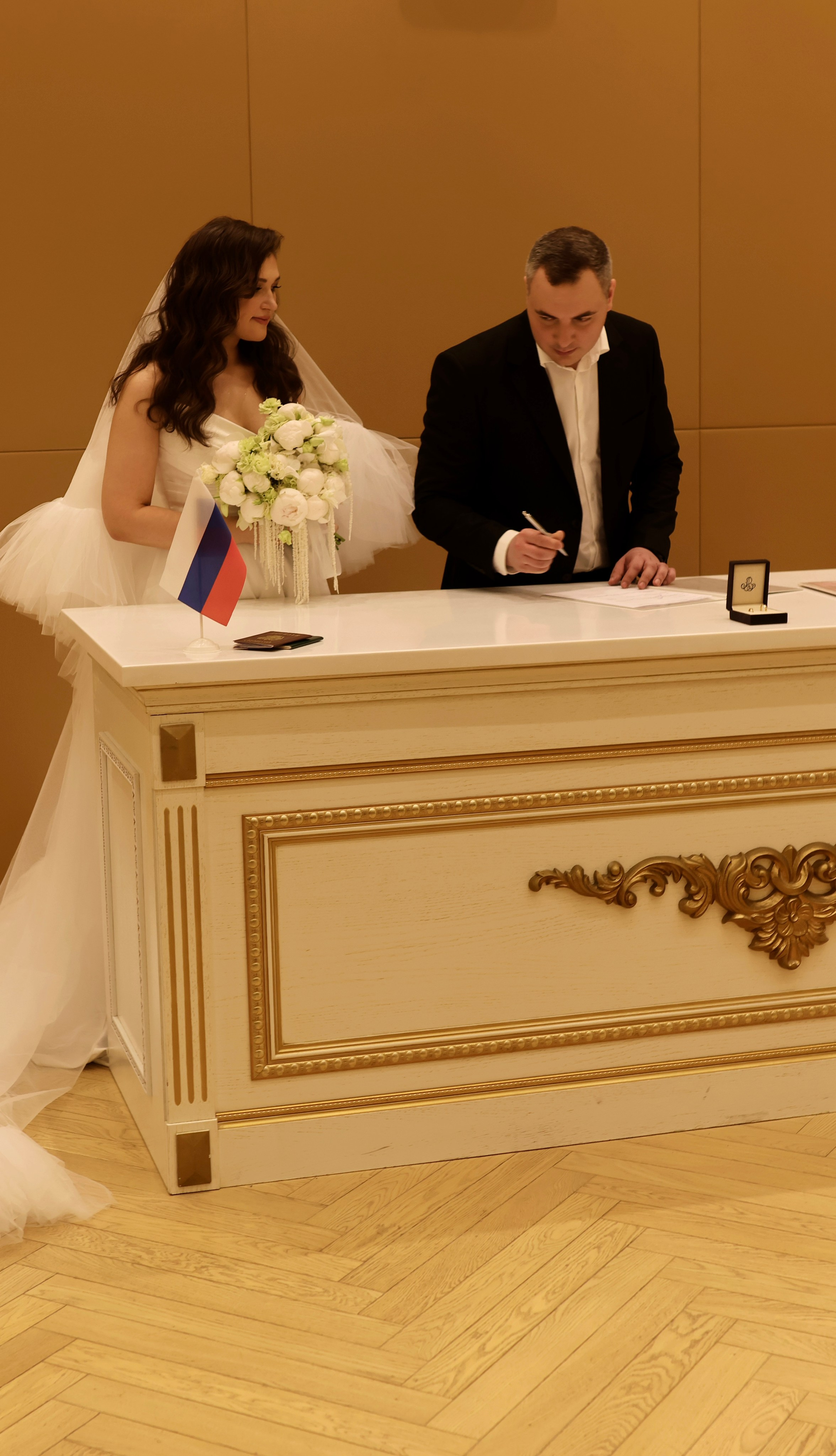 Эльдар & Анастасия. Фотография — это жизнь, освещенная вспышкой