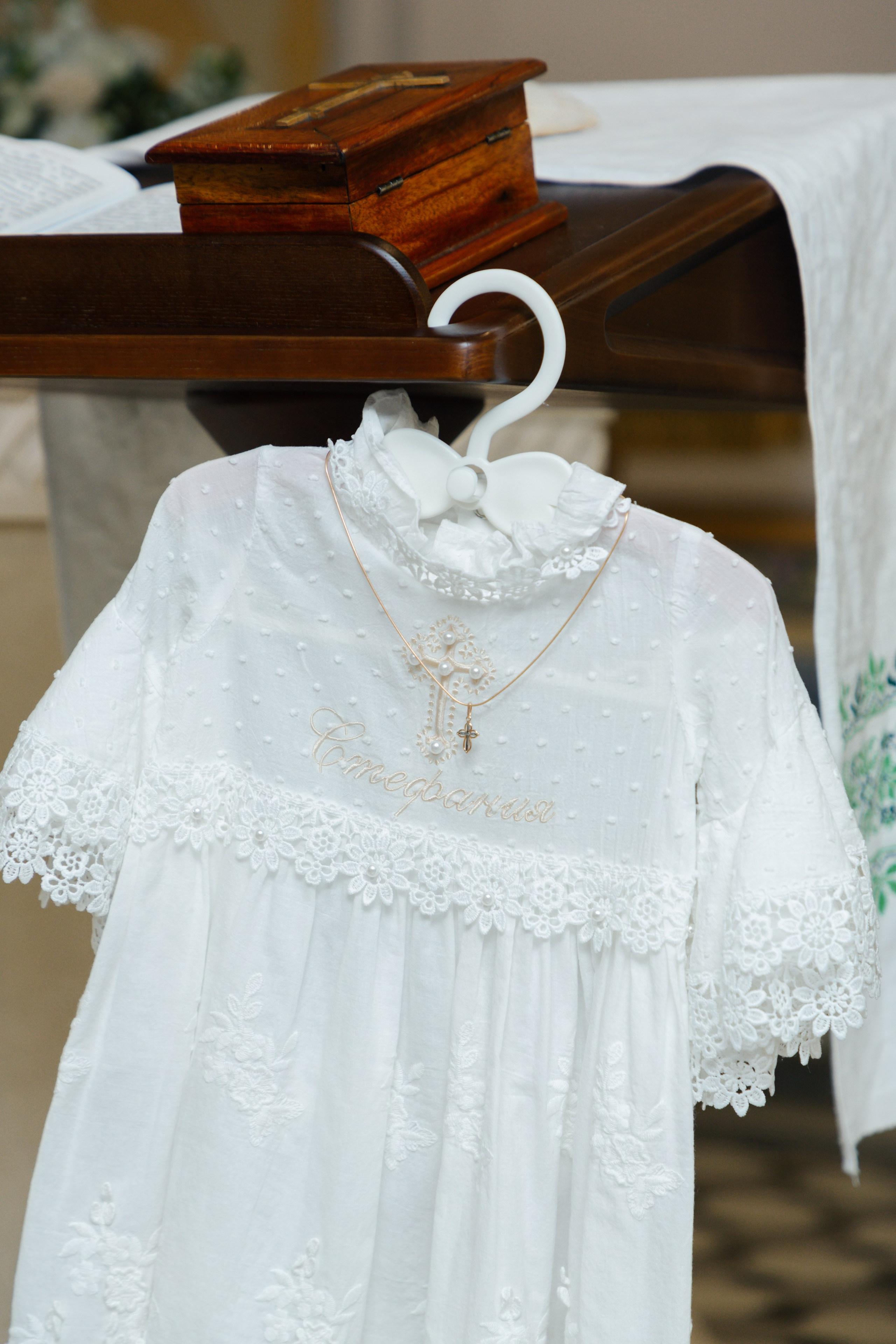 Церковь чудотворной иконы Божией Матери Всех Скорбящих Радость с грошиками. Фотограф на крещение в Санкт Петербурге