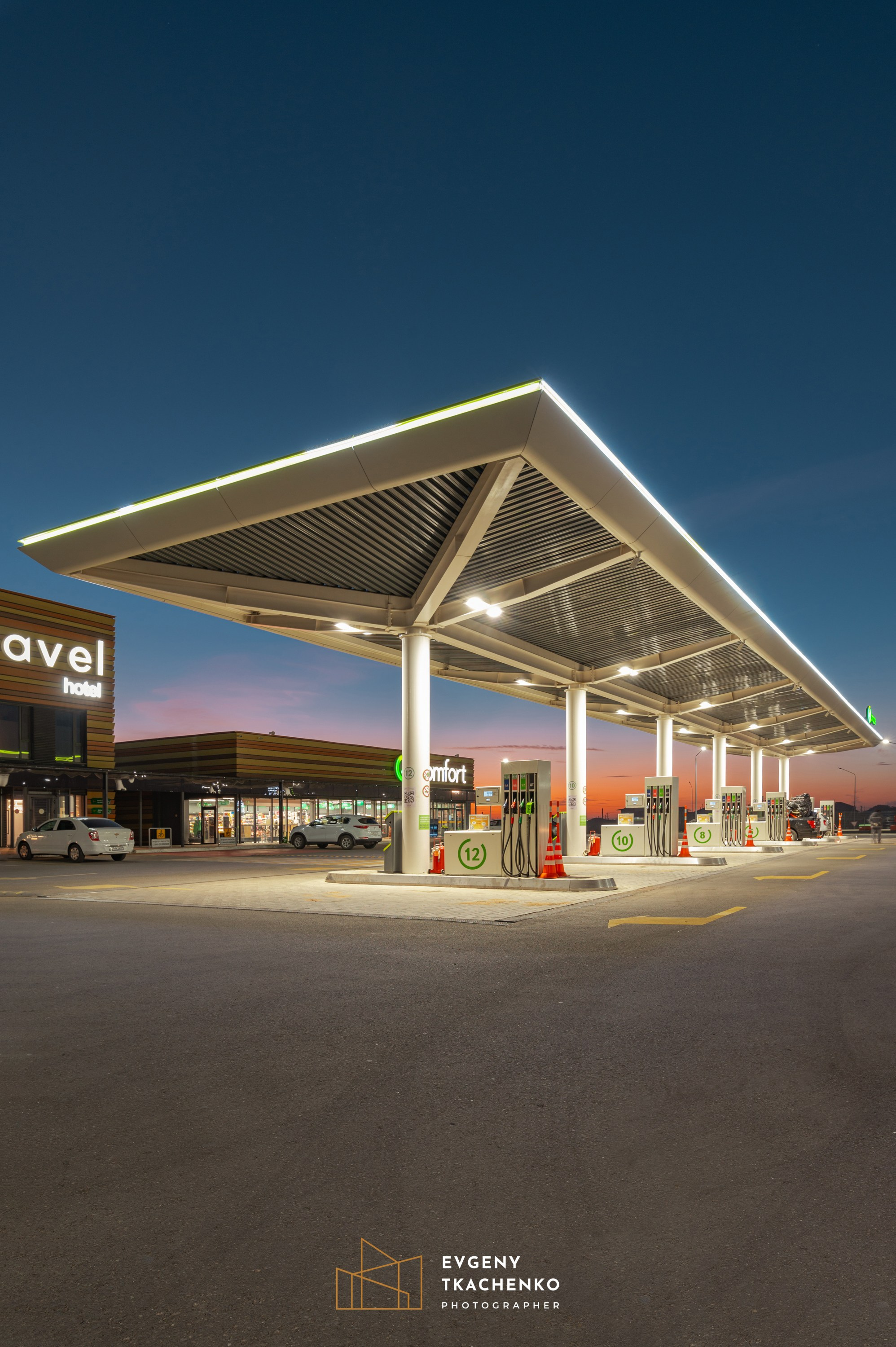 АЗС Compass. Архитектурный и интерьерный фотограф в Казахстане