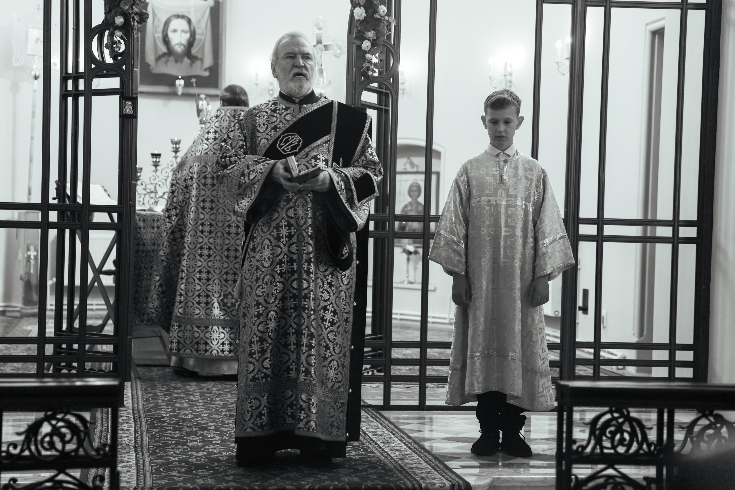 Служба в церкви