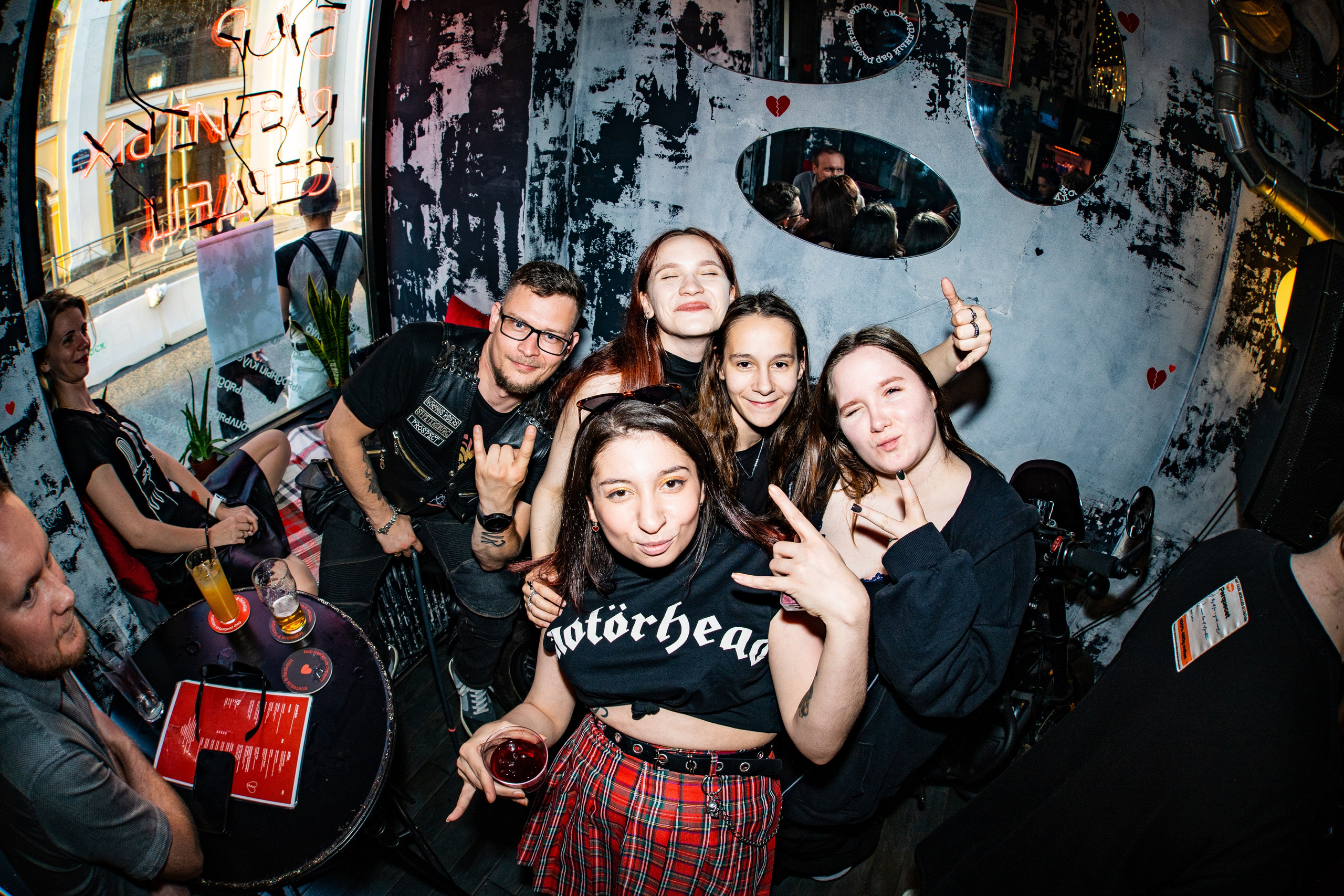 Панк-вечеринка в Баре разбитых сердец. Концертный и репортажный фотограф в Санкт-Петербурге Слава Пахомов