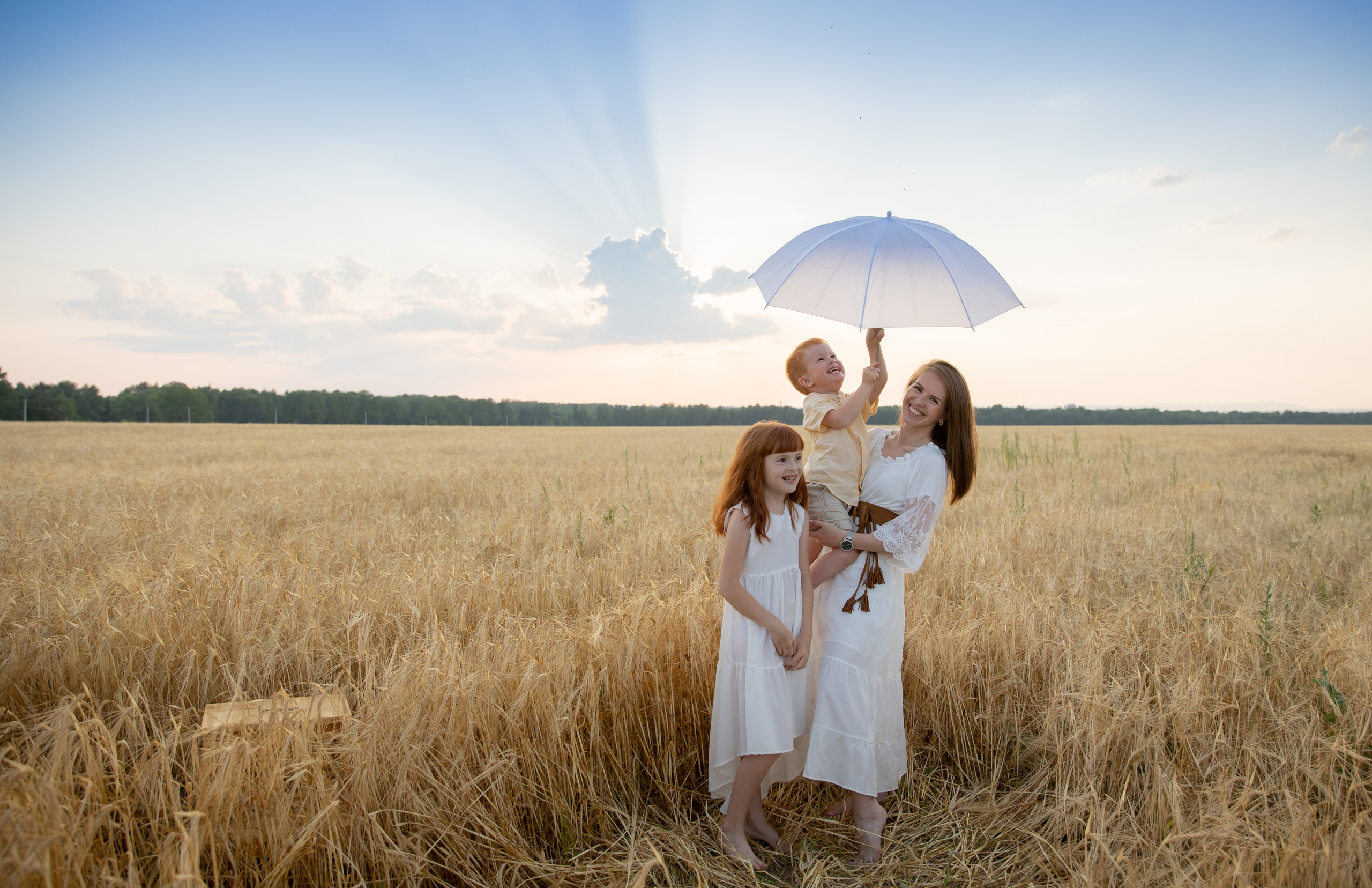 СЕМЕЙНАЯ. Фото, видео, авторские выпускные альбомы в Нижнем Новгороде