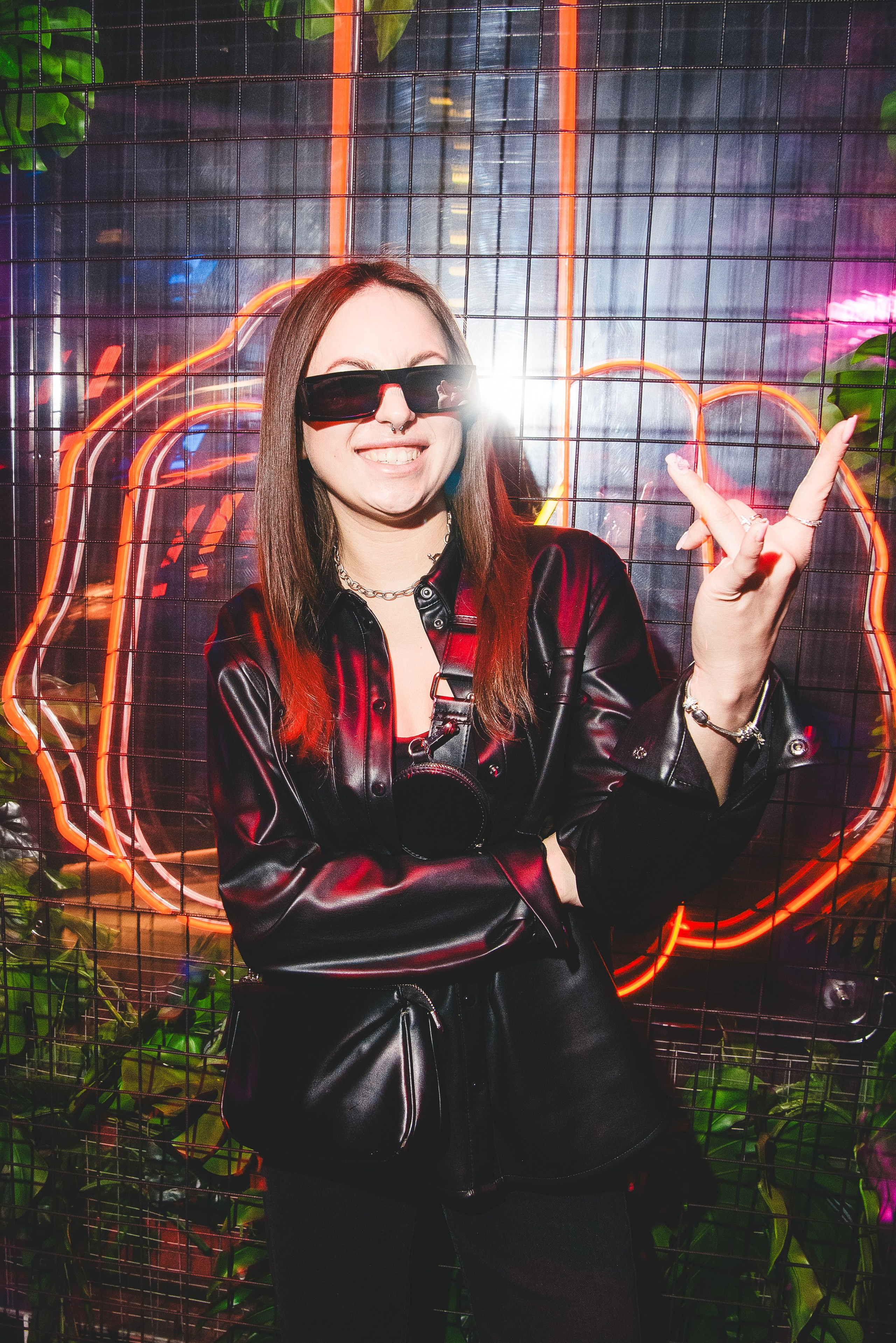 Фотоотчёты о вечеринках для НеБар Волгоград. Или стиль «пьяный фотограф». Фотограф в Волгограде и Волжском Александр Горбань