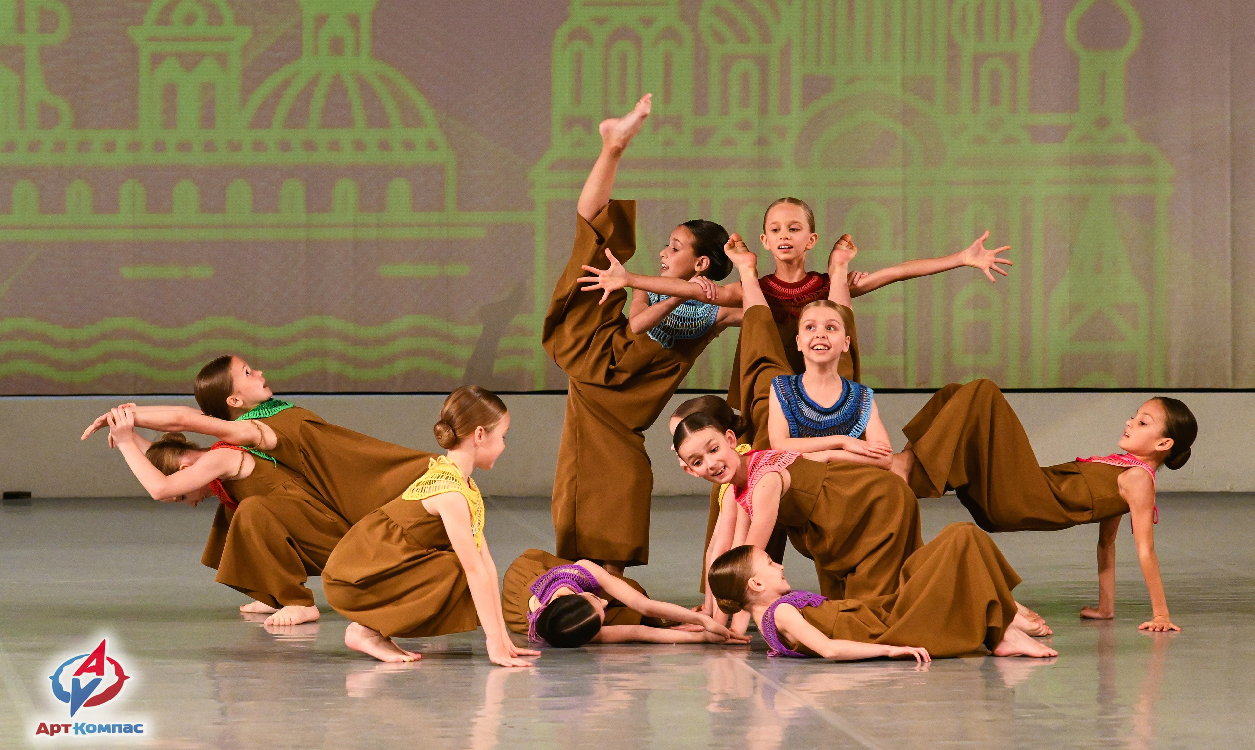 05.10.2025 Всероссийский фестиваль талантов «НЕВСКИЕ ВСТРЕЧИ» г. Санкт-Петербург. Медиастудия Фото Концепт