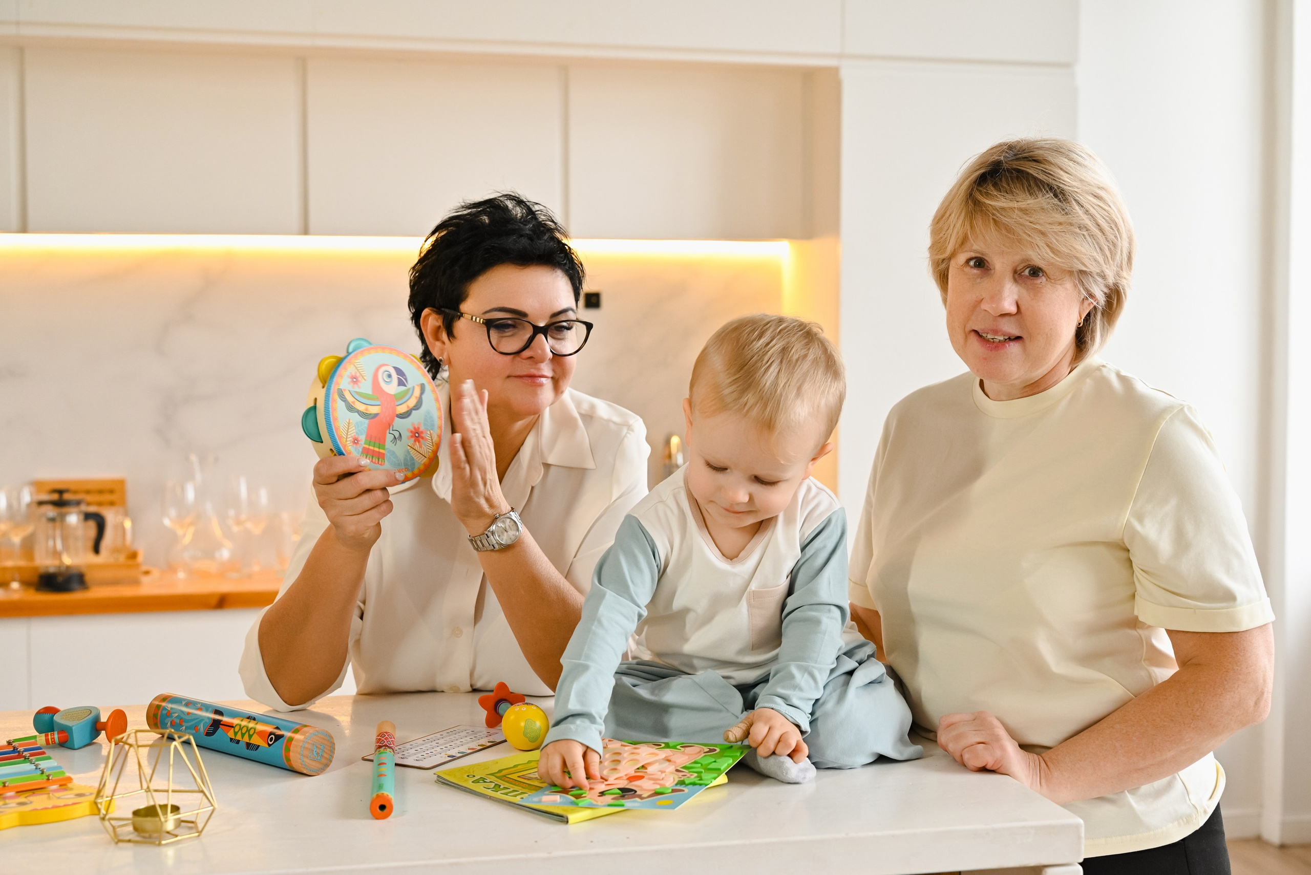 Лев. Компания и фотошкола по созданию контента в Москве
