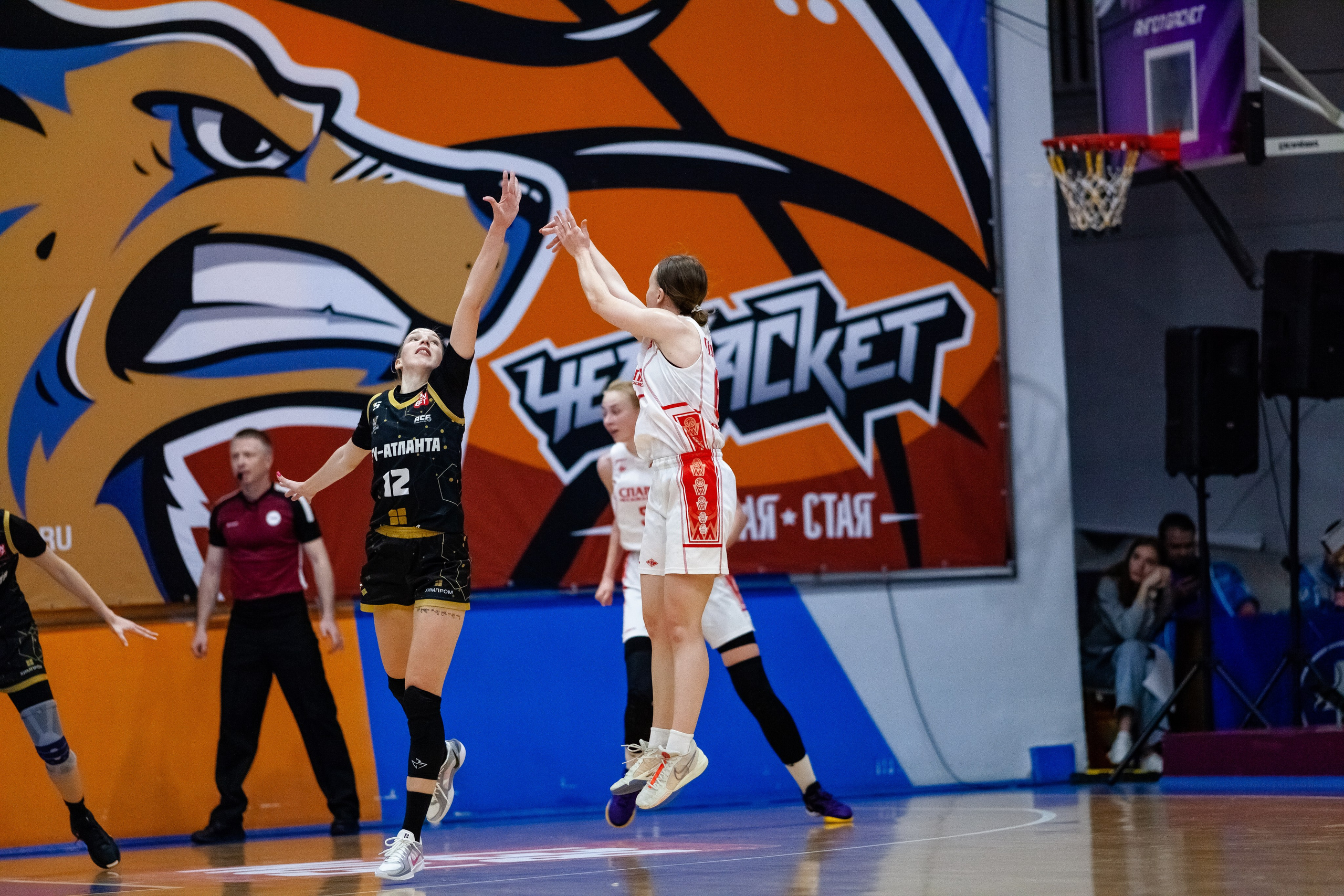 Спартак — ЧГУ-Атланта. Фотография