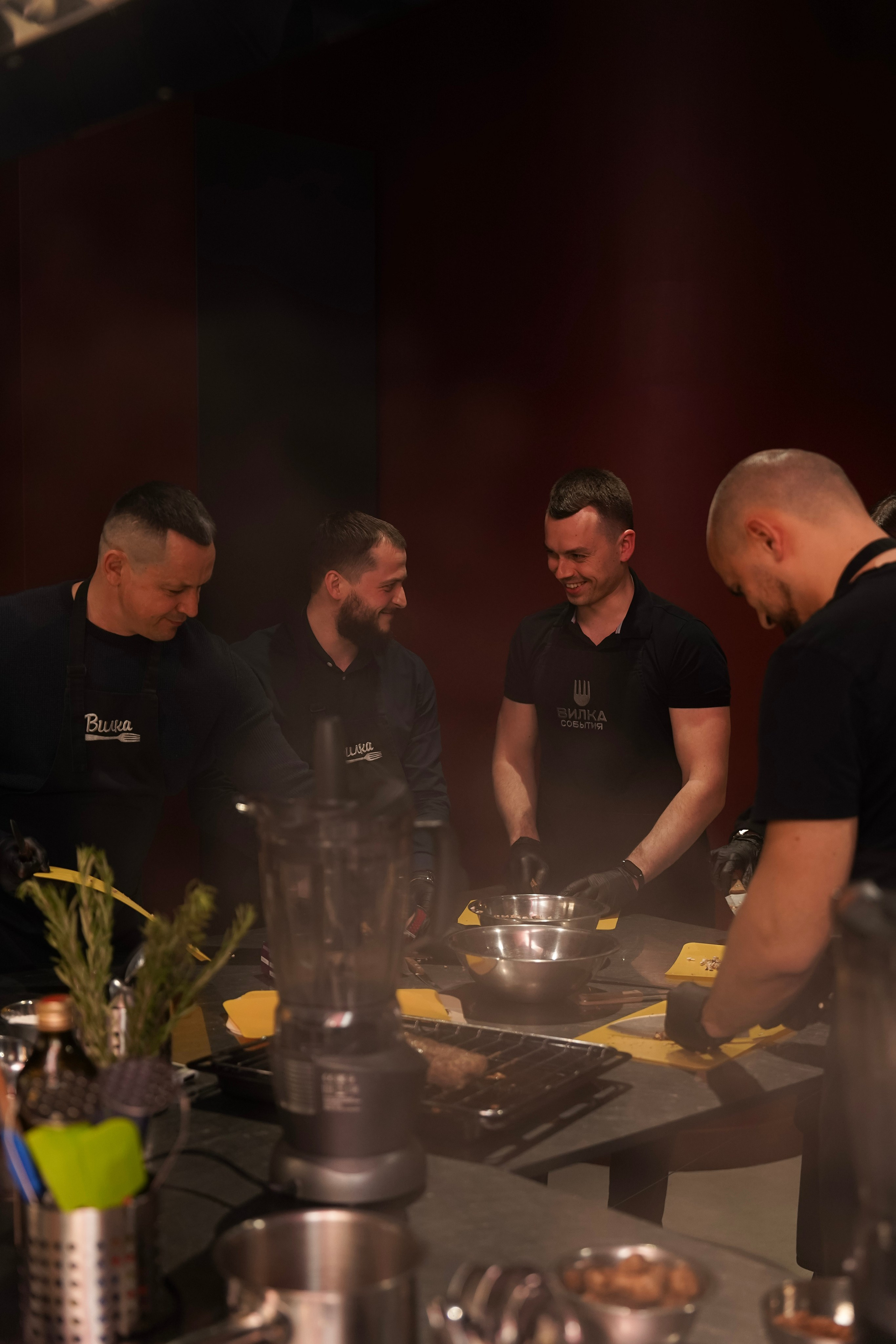 Винное казино в кулинарной студии Вилка. Фотограф с психологическим образованием