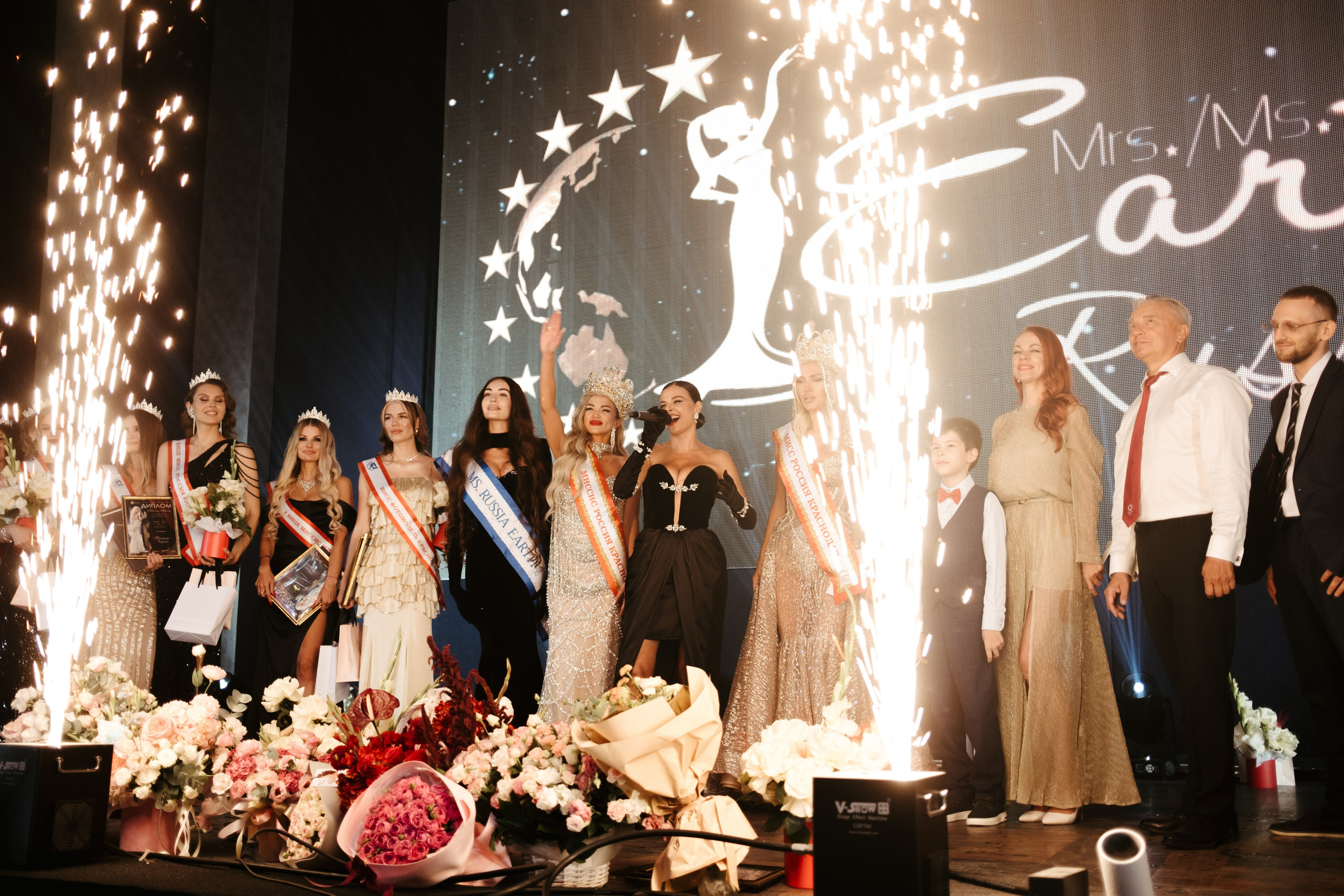 Мисс и Миссис Россия Земли Краснодар 2025 программа. Свадебный и репортажной фотограф Денис Ожигин в Краснодаре и Краснодарском крае