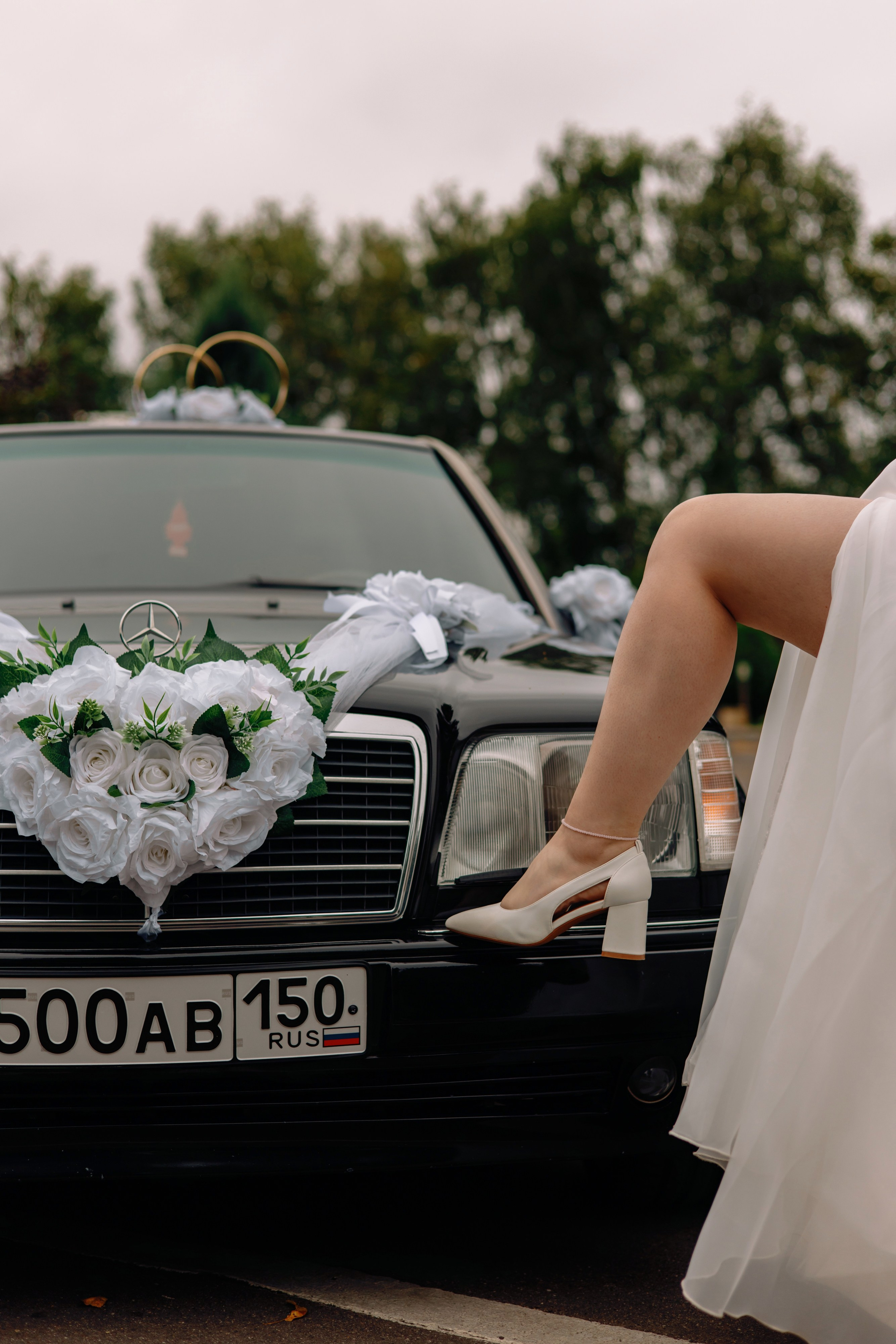 А ВНУТРИ — УРАГАН