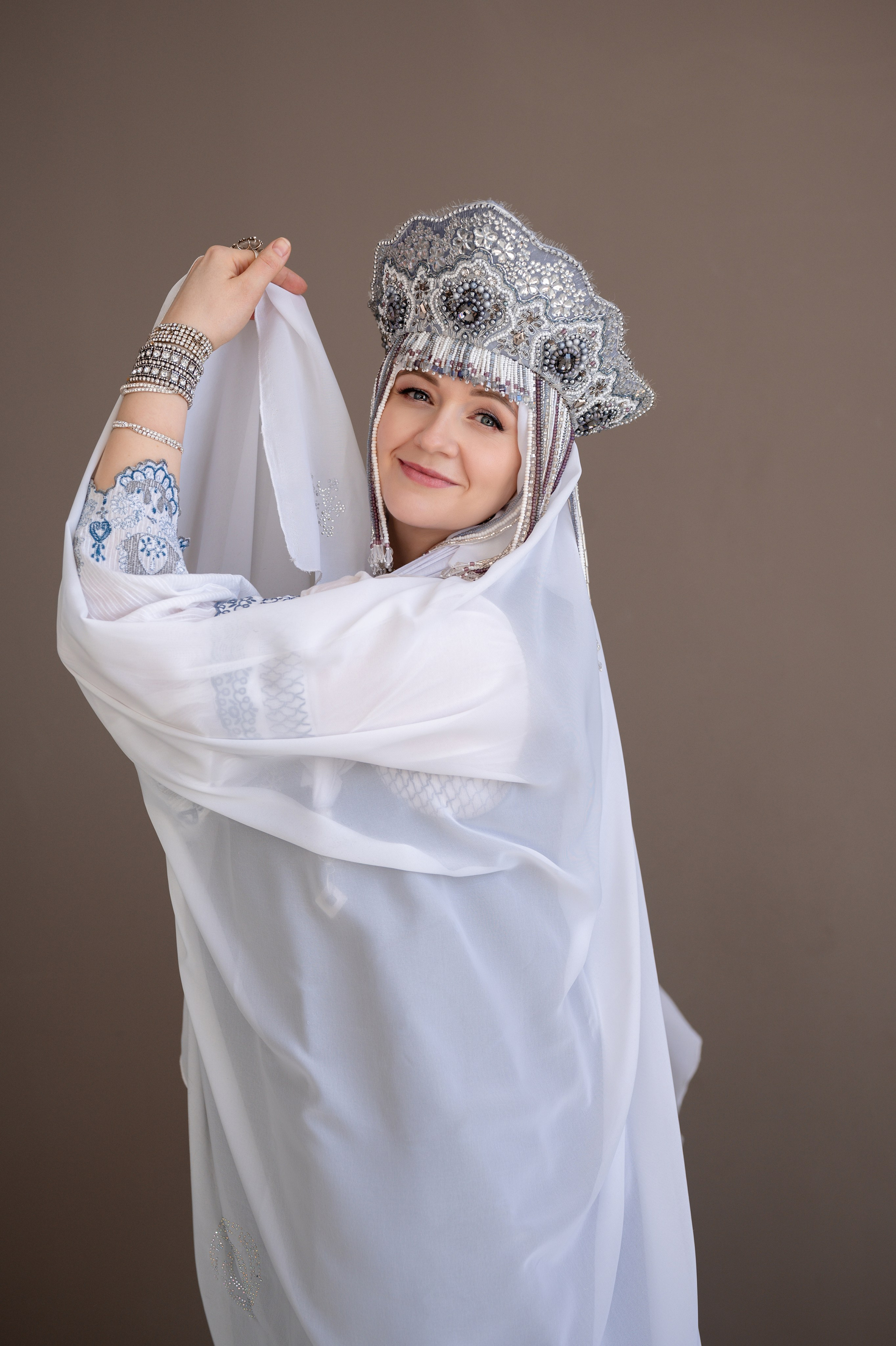 Фотосессия в русском национальном наряде. Фотограф Юлия Кондратьева