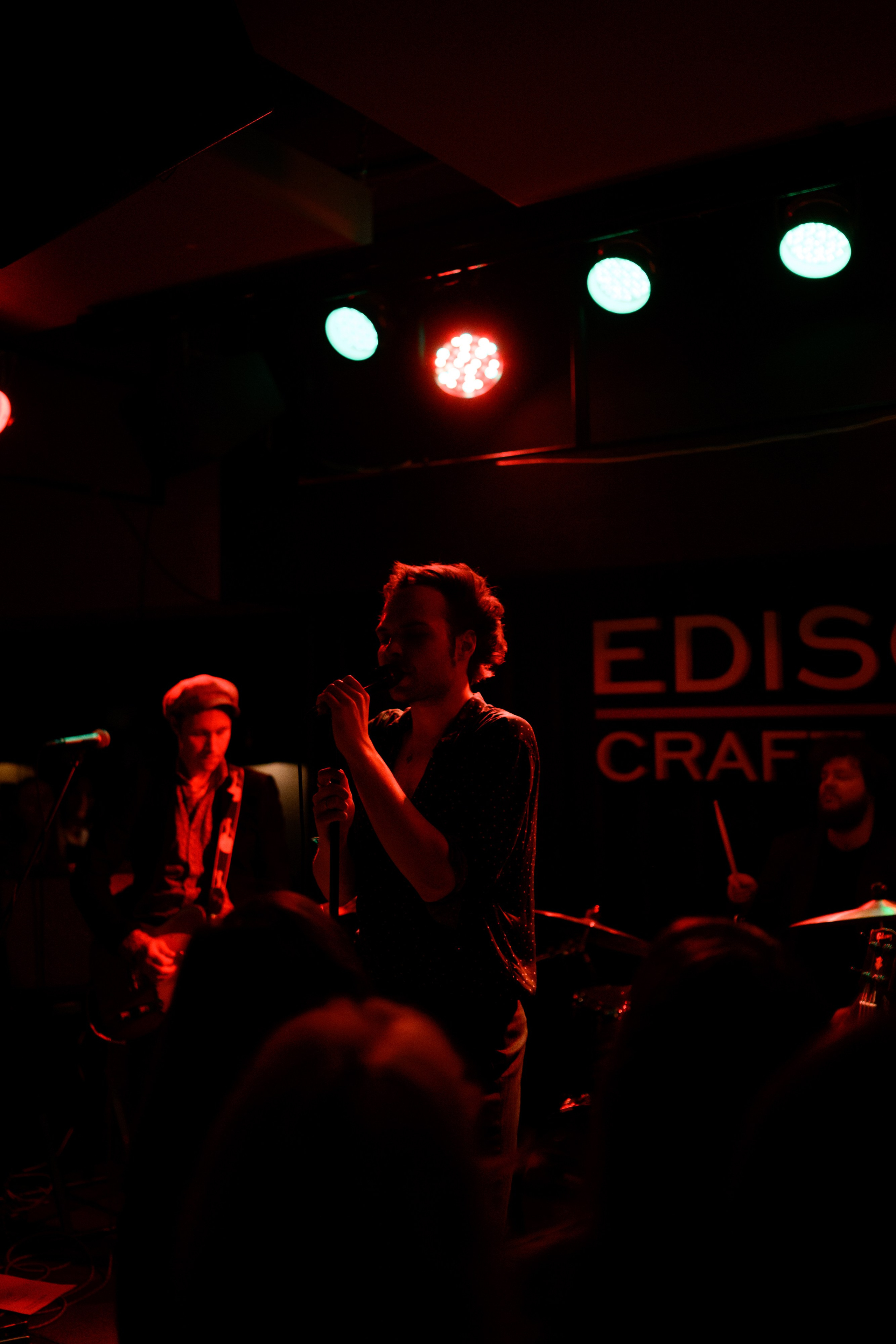 CRAFT BAR EDISON — Диктофон. Свадебный фотограф Иркутск Алексей Шульгин