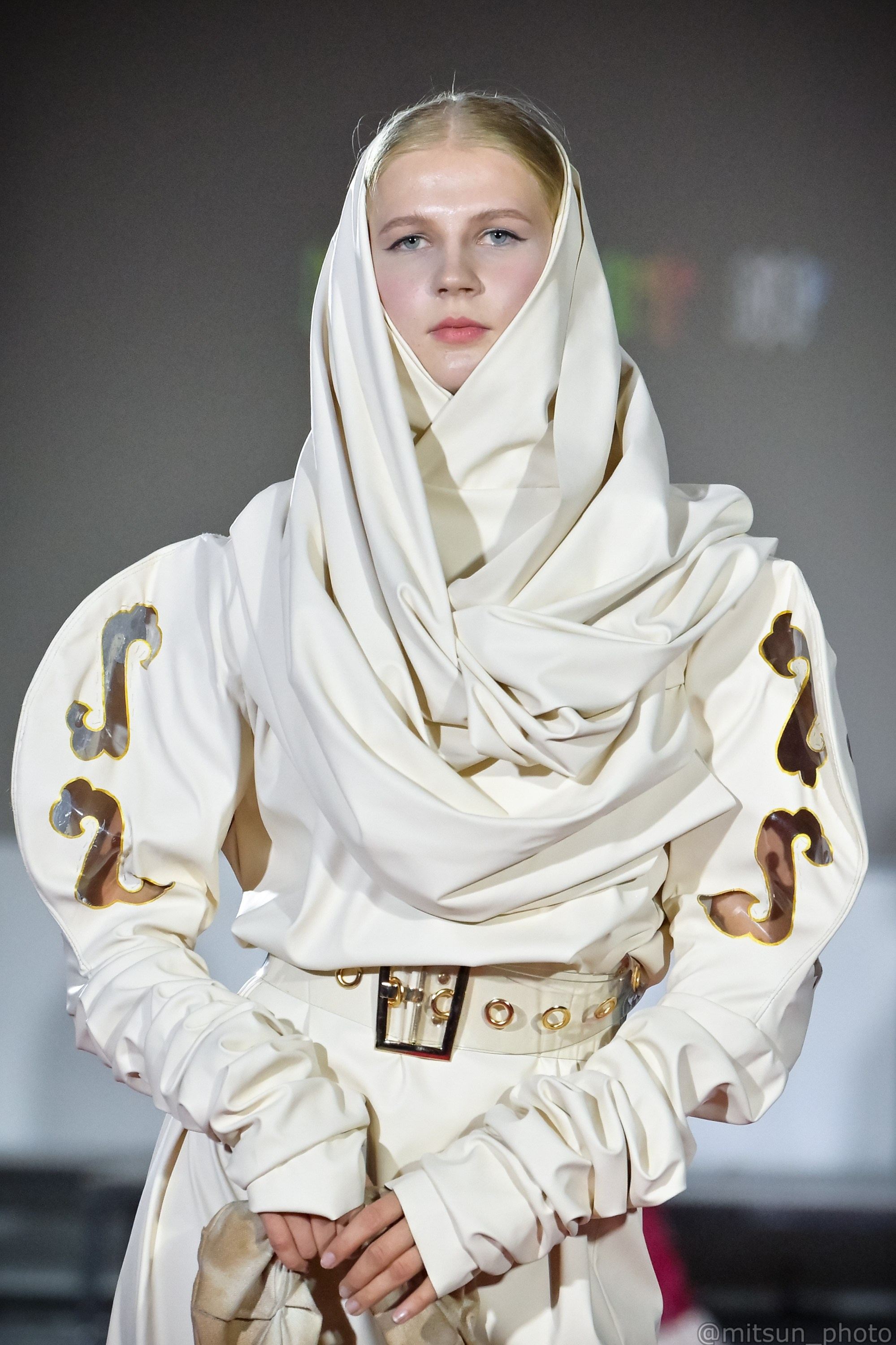 Модные показы. Фотограф Максим Мицун. Портрет, свадьба, репортаж, каталог