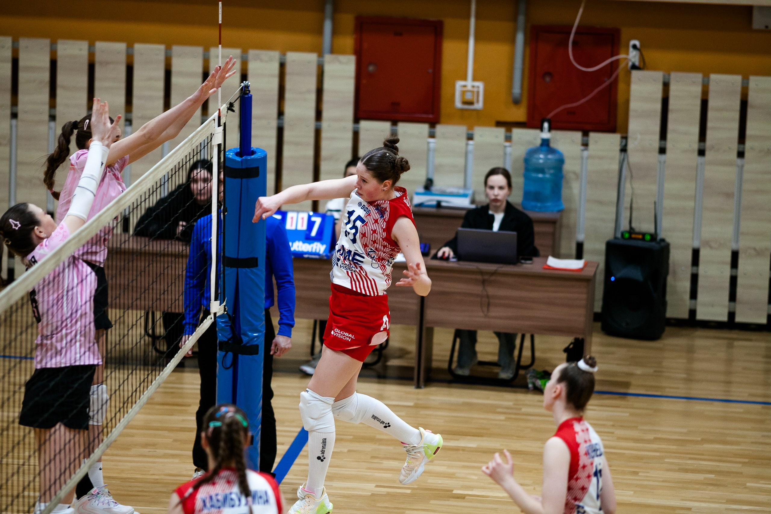 СШ11 — Искра / 1 игра. Фотография